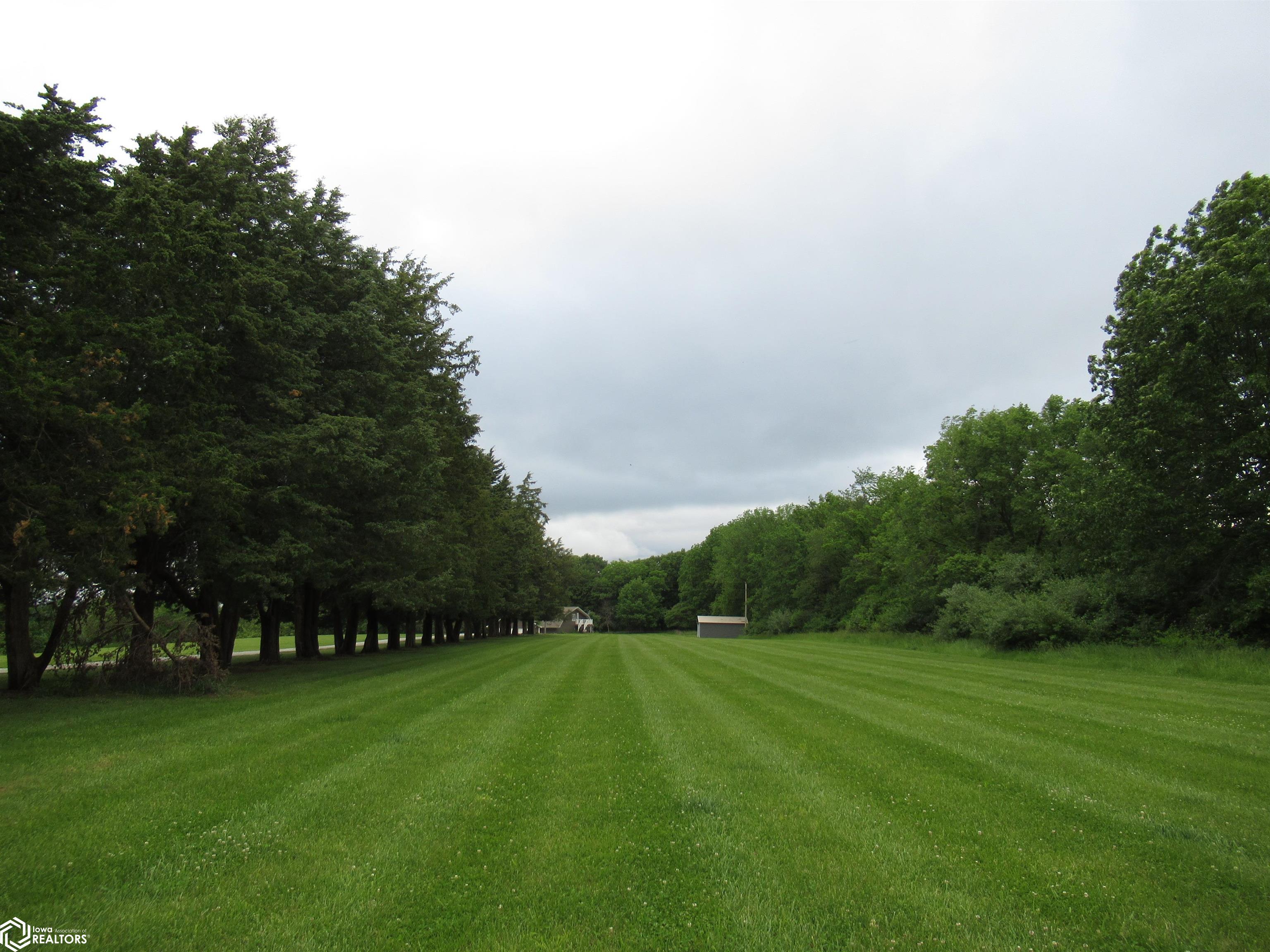 would be a beautiful spot for a white tent event