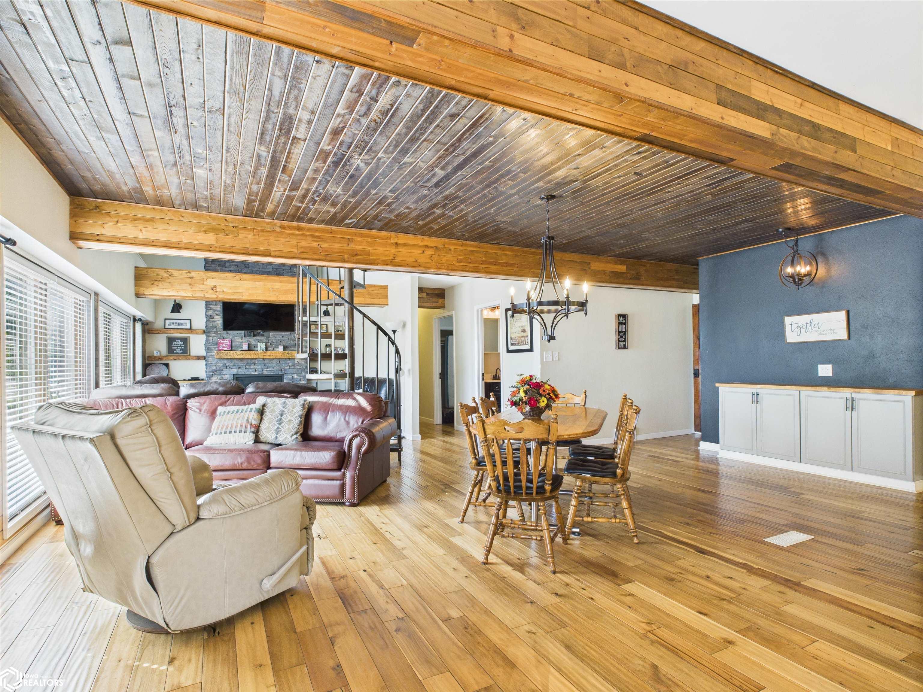 Open concept - living room/dining room/kitchen