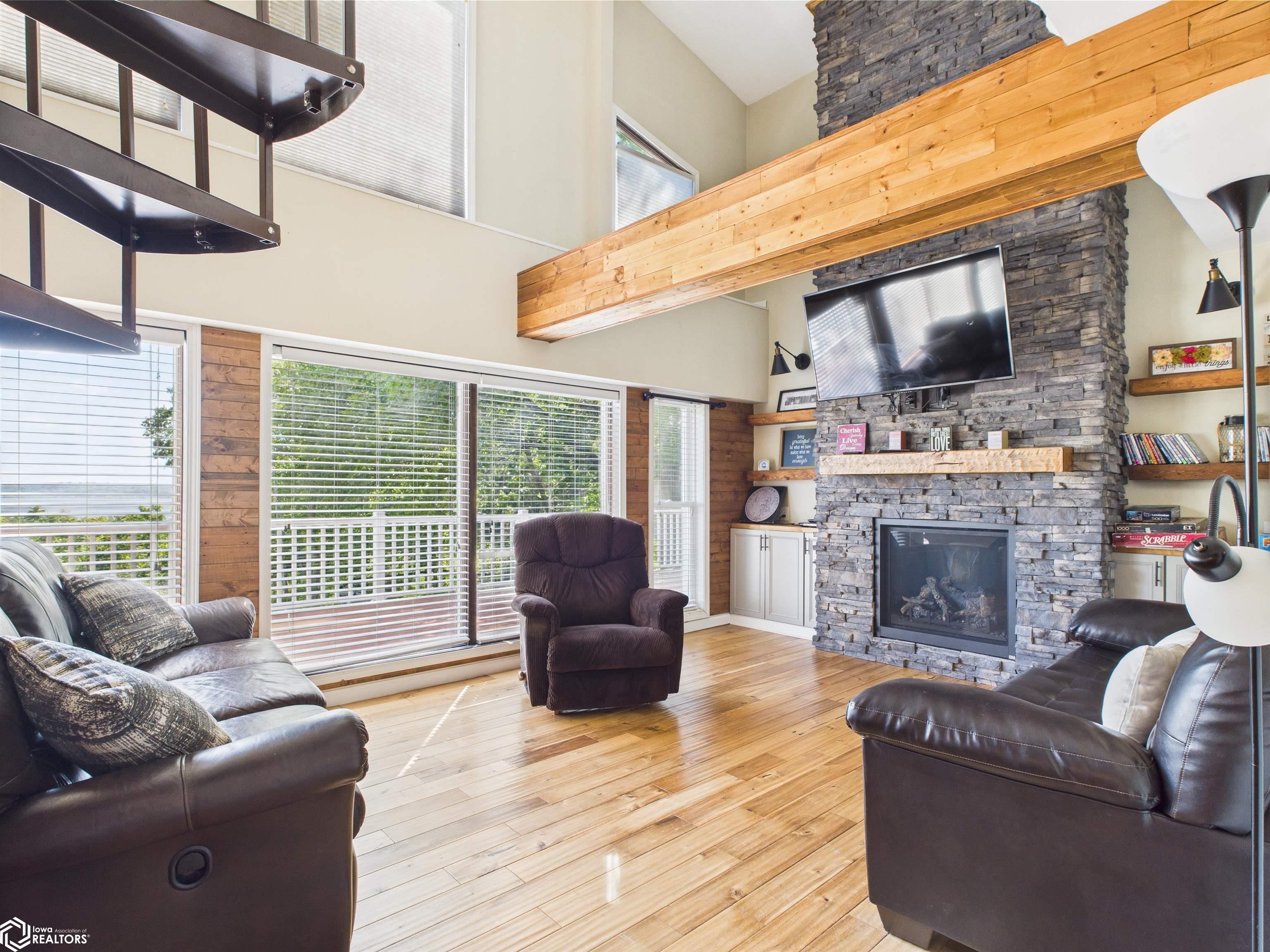 Vaulted ceilings