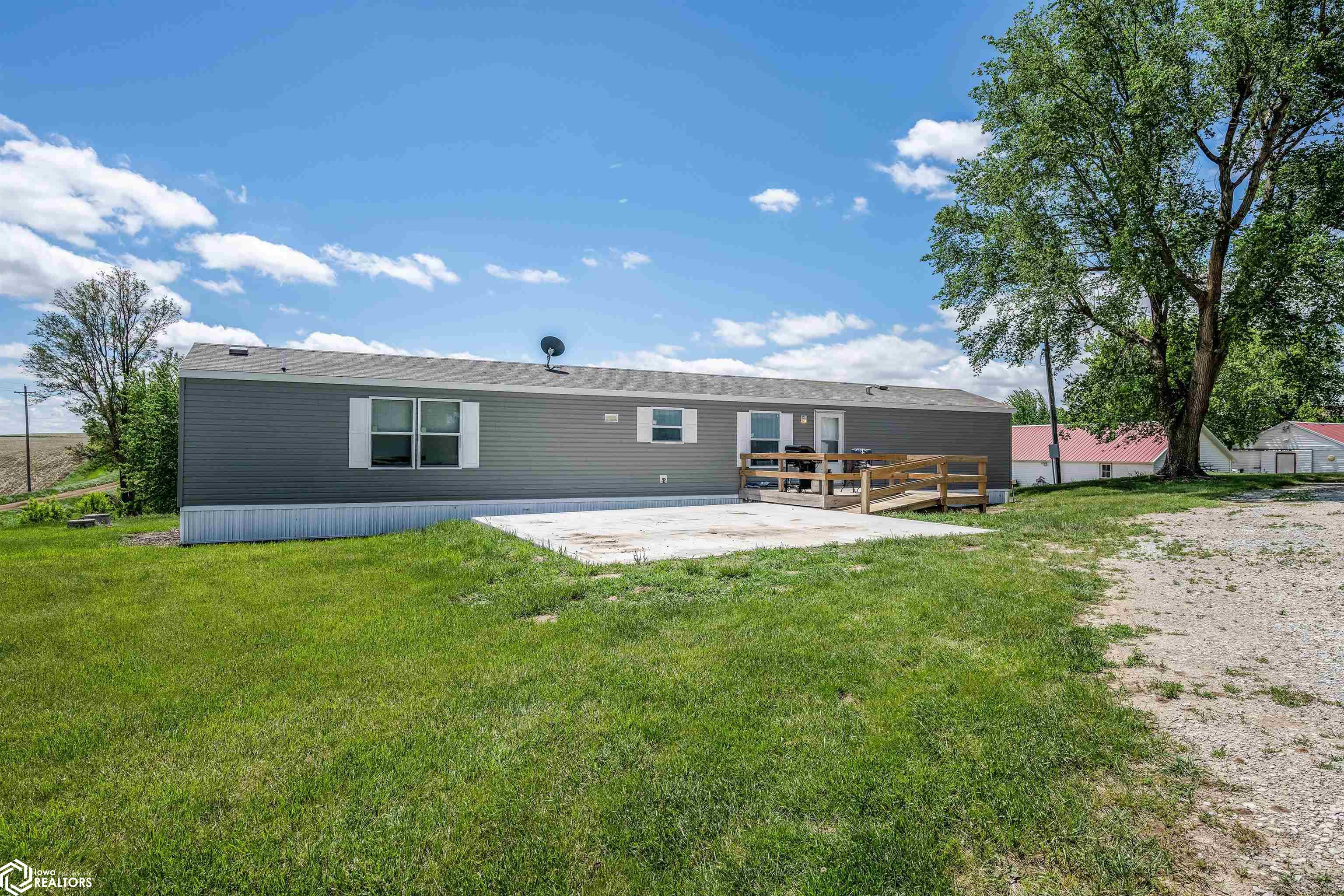 2138 Redwood Road, Irwin, Iowa image 2