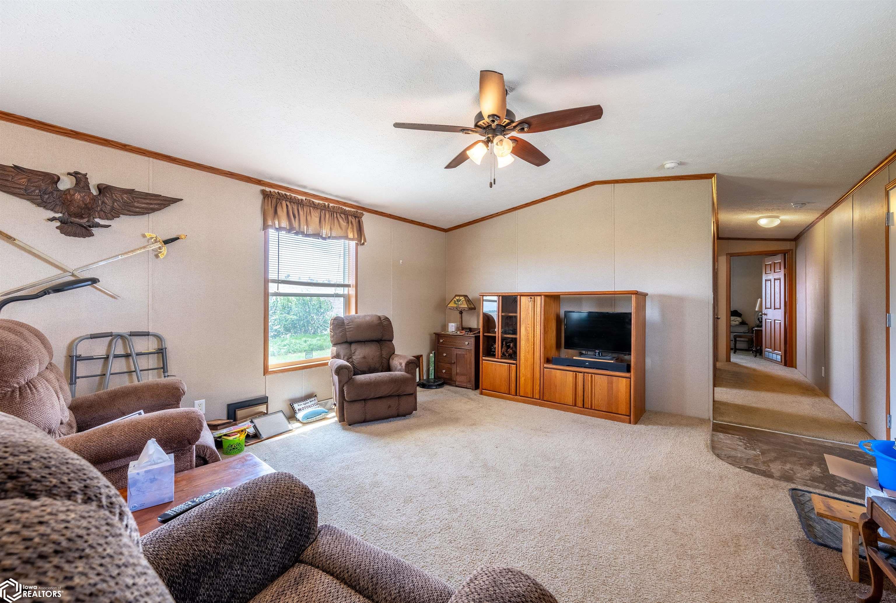 2138 Redwood Road, Irwin, Iowa image 4