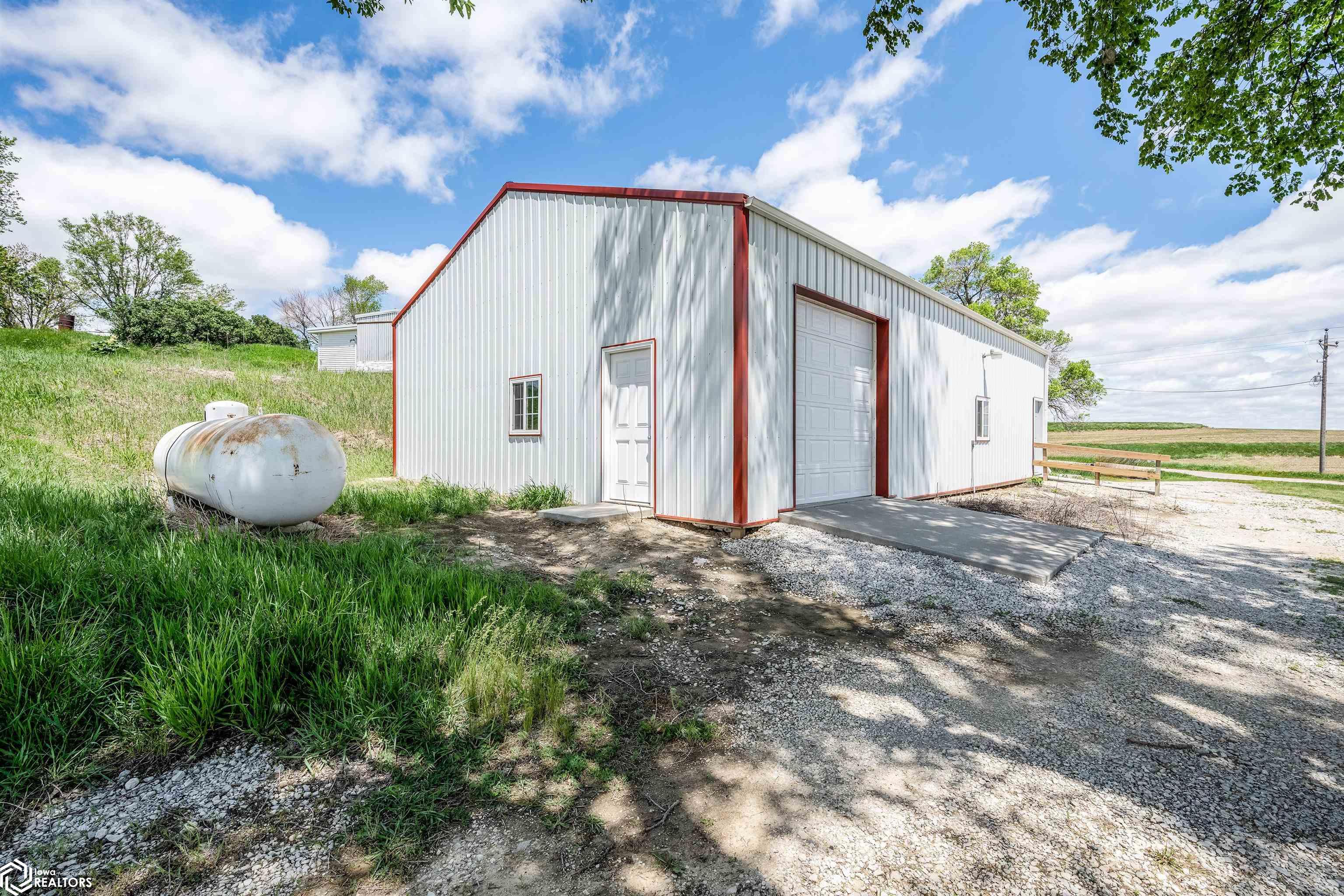 2138 Redwood Road, Irwin, Iowa image 7