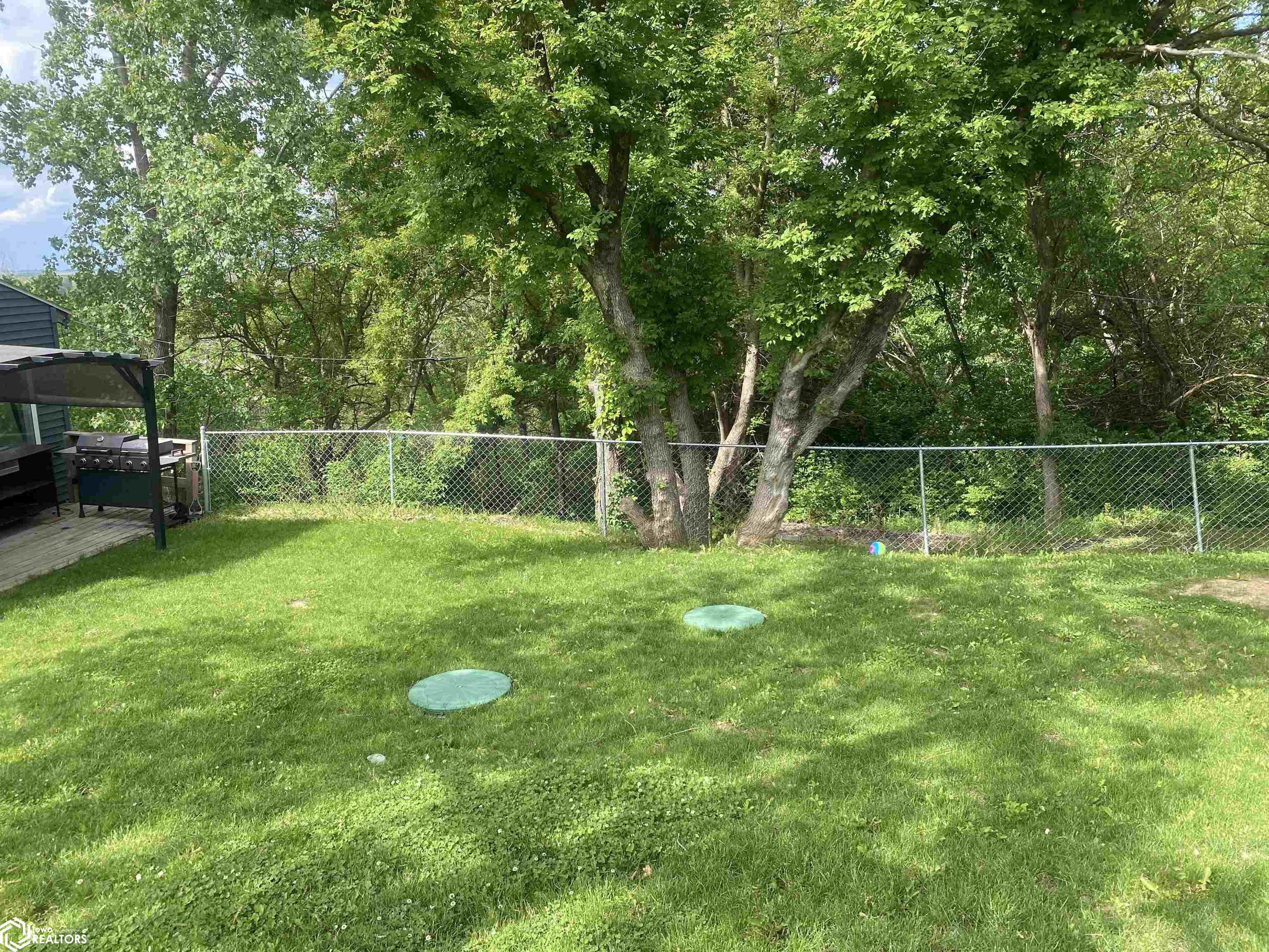 6033 N Lakeshore Drive, Brooklyn, Iowa image 2