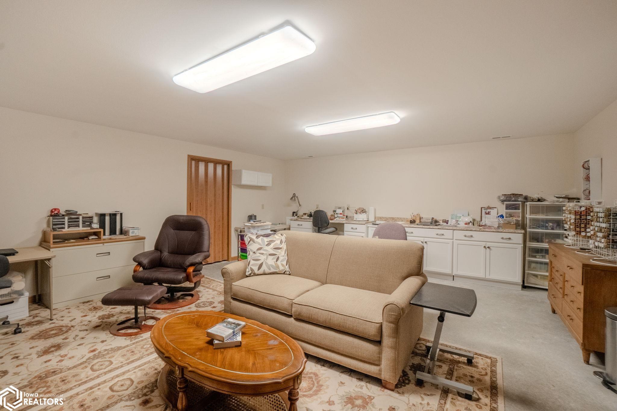 112 Coventry Court, Clear Lake, Iowa image 27