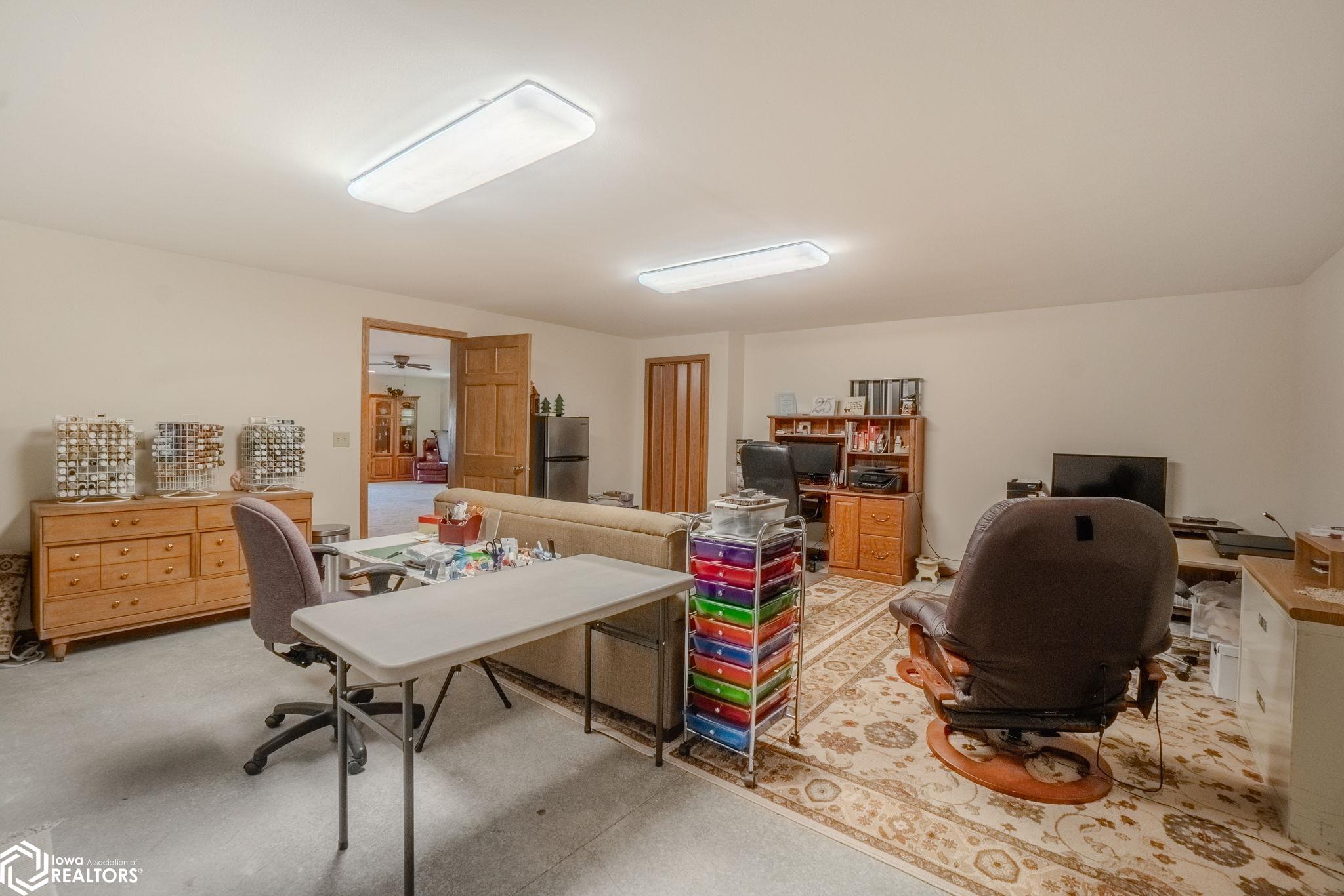 112 Coventry Court, Clear Lake, Iowa image 28