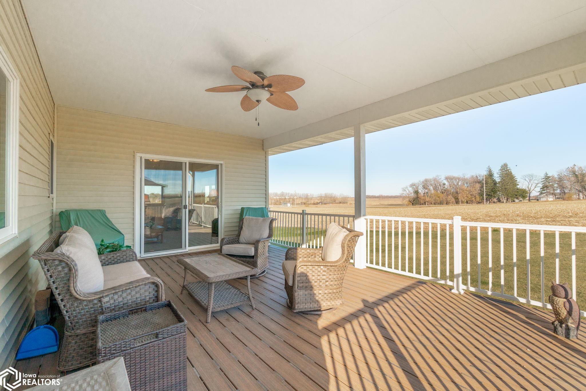112 Coventry Court, Clear Lake, Iowa image 32