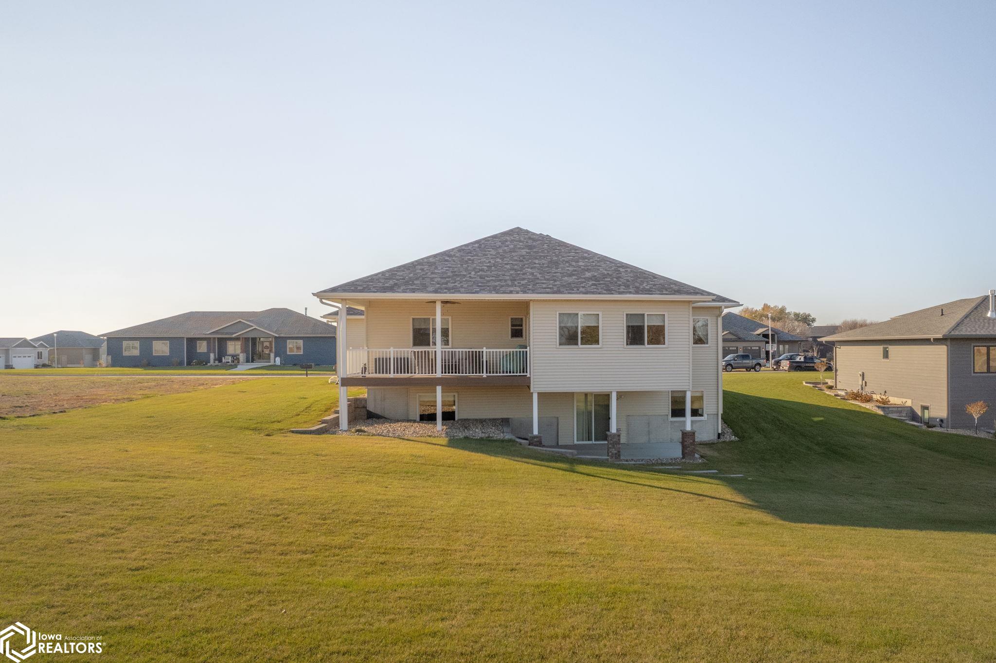 112 Coventry Court, Clear Lake, Iowa image 36