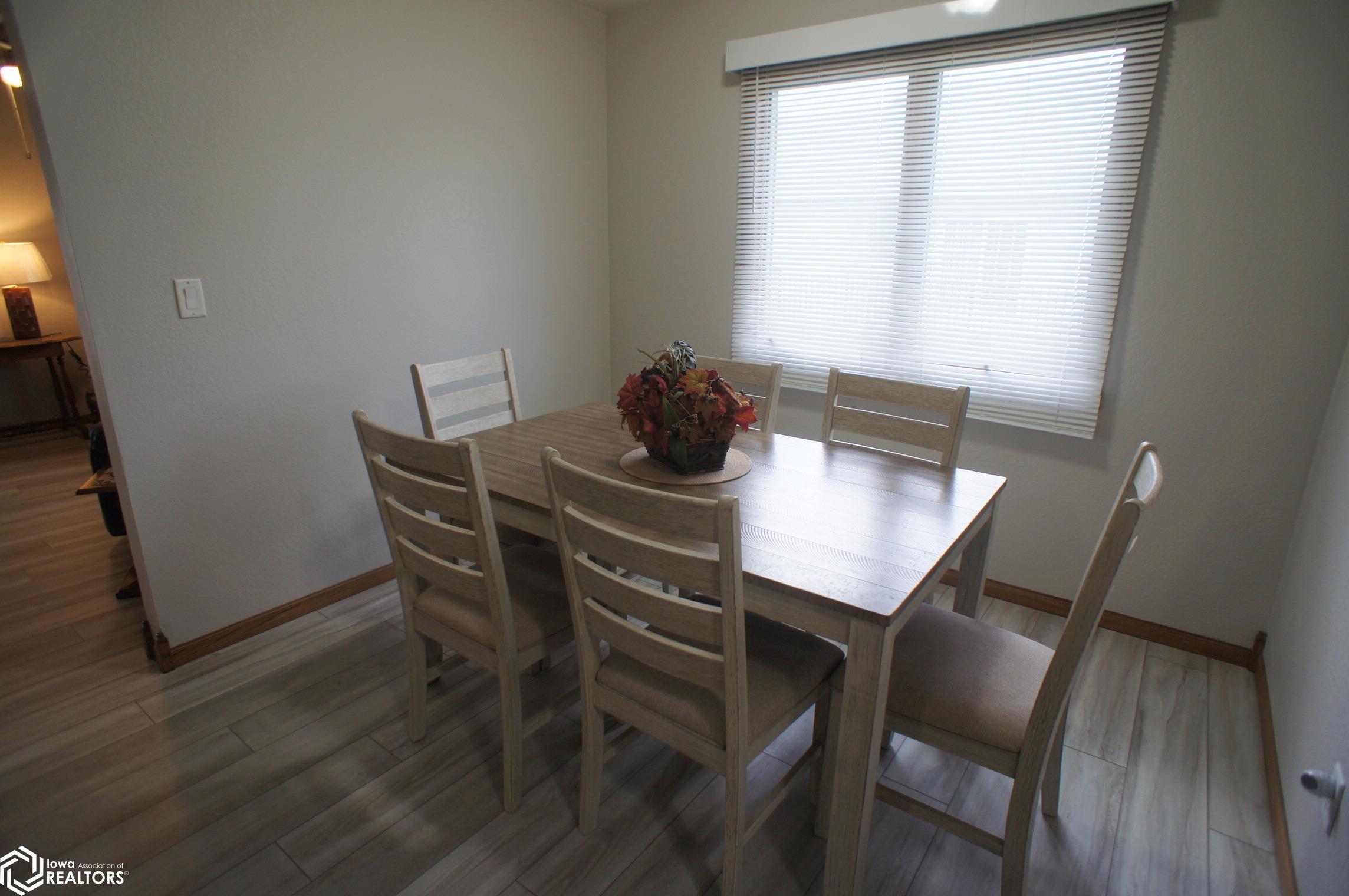 902 Fair Meadow Drive, Webster City, Iowa image 13