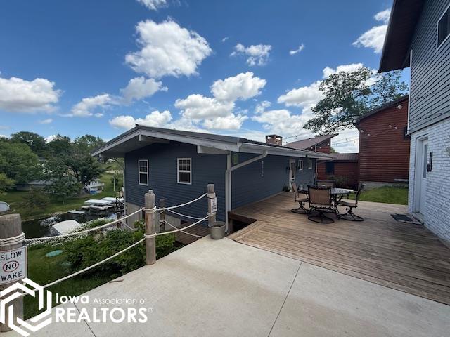 4213 W Lakeshore Drive, Brooklyn, Iowa image 1