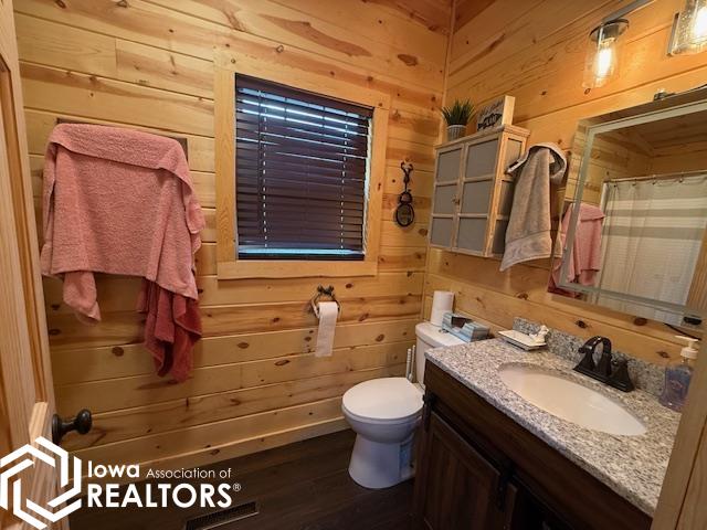 4213 W Lakeshore Drive, Brooklyn, Iowa image 25