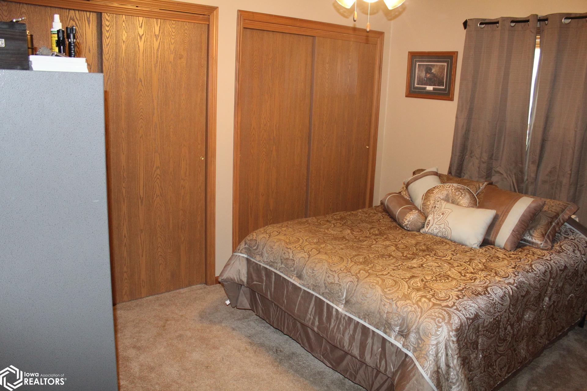 795 Blackstone Drive, Garner, Iowa image 13