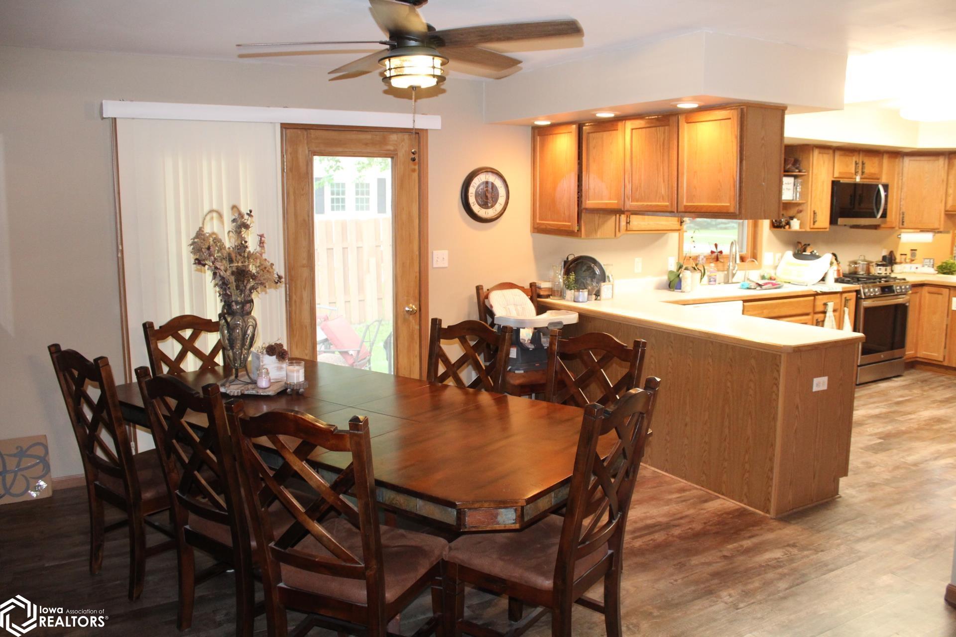 795 Blackstone Drive, Garner, Iowa image 8