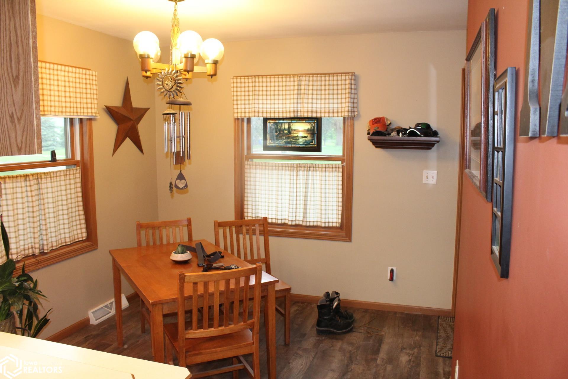 795 Blackstone Drive, Garner, Iowa image 10