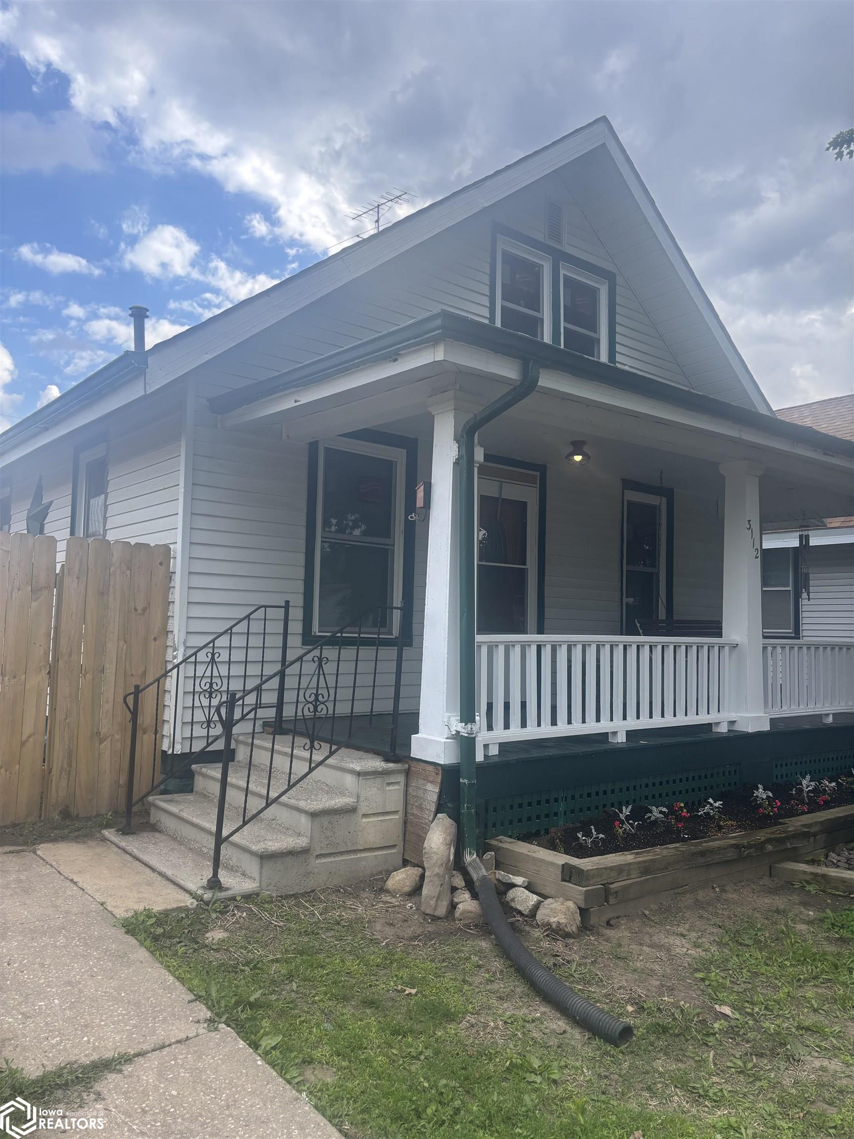 3112 Avenue M, Fort Madison, Iowa image 2