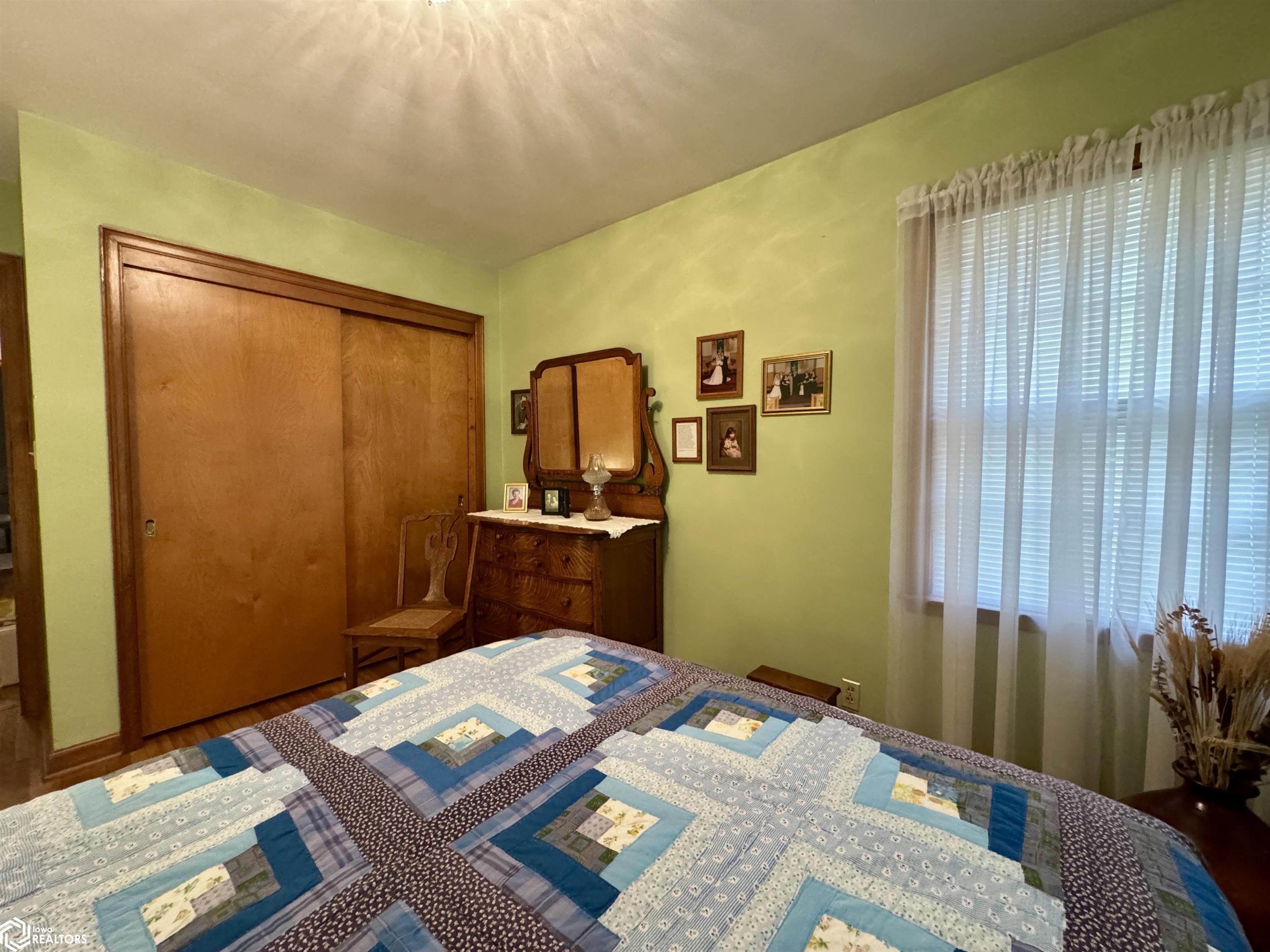707 E Division Street, Audubon, Iowa image 37