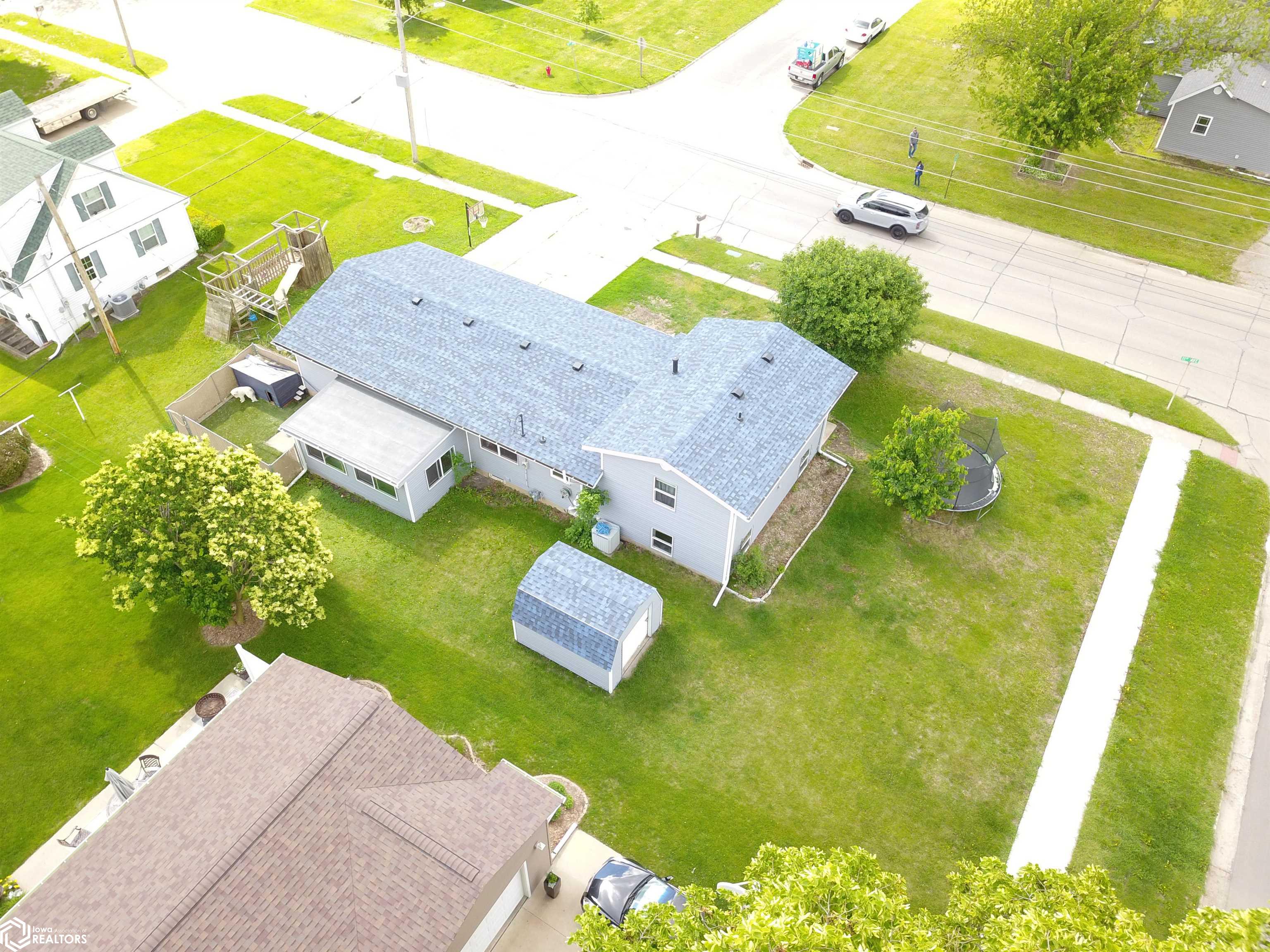 407 11th Avenue, Grinnell, Iowa image 21