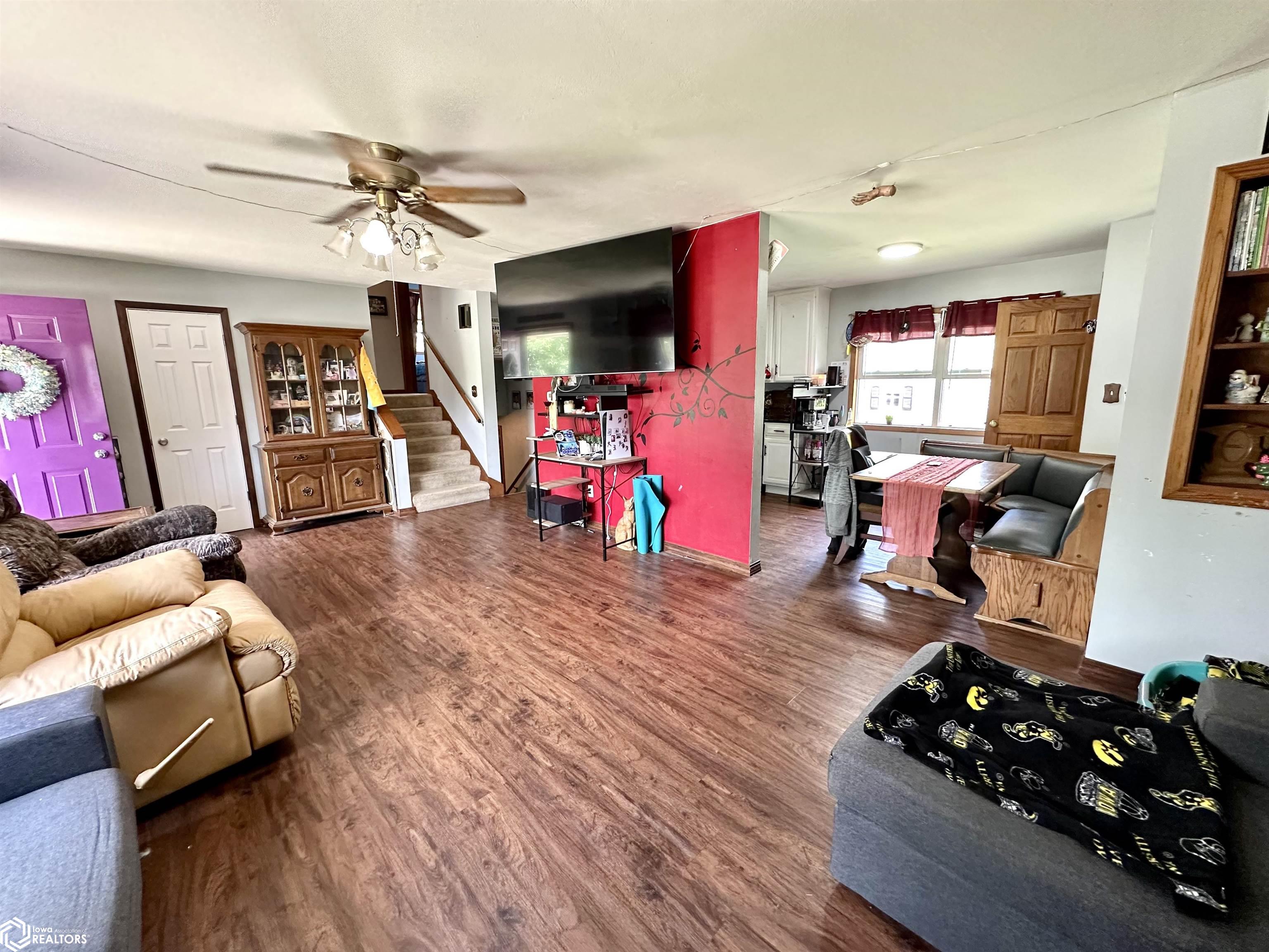 407 11th Avenue, Grinnell, Iowa image 4