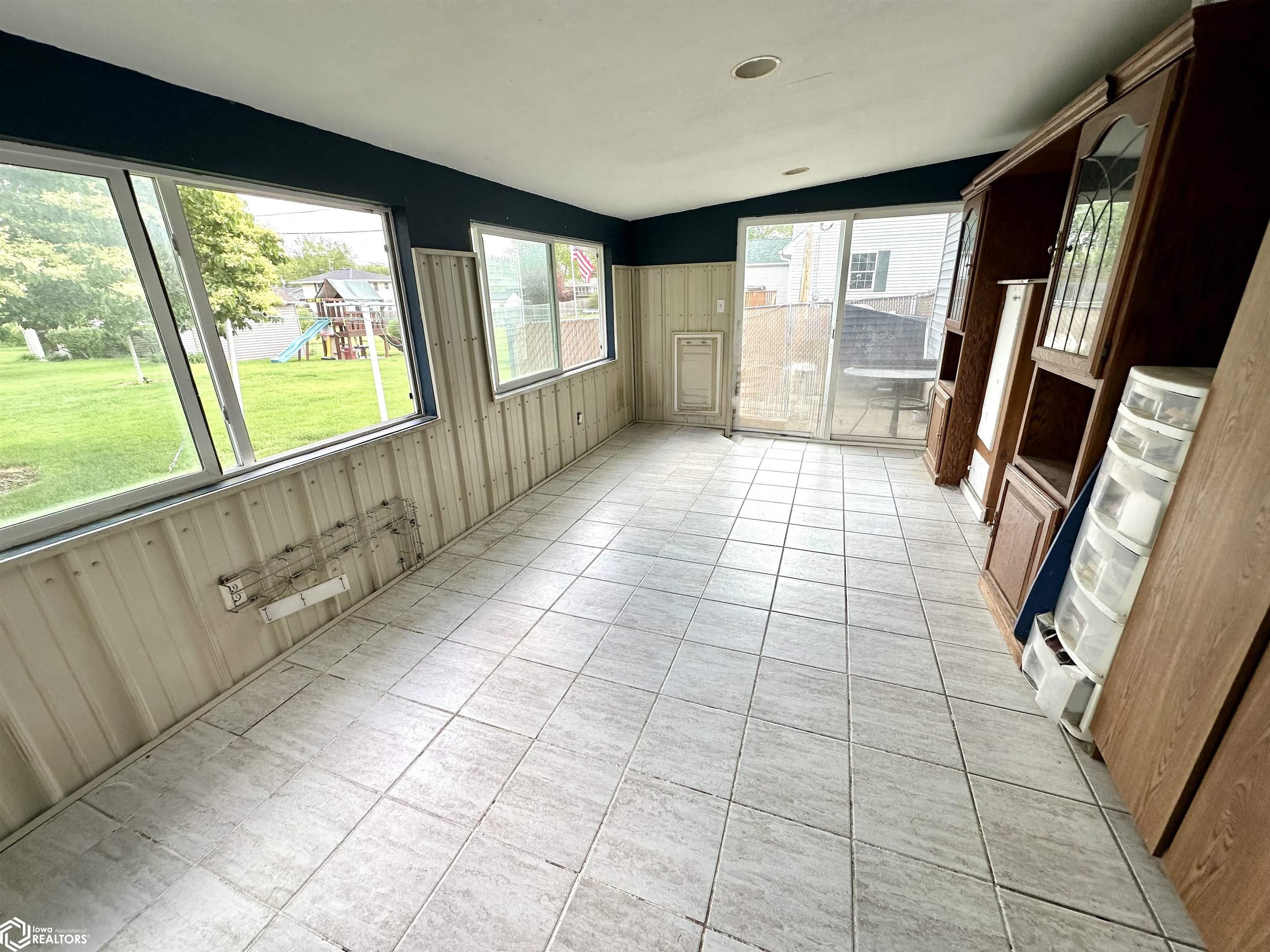 407 11th Avenue, Grinnell, Iowa image 9