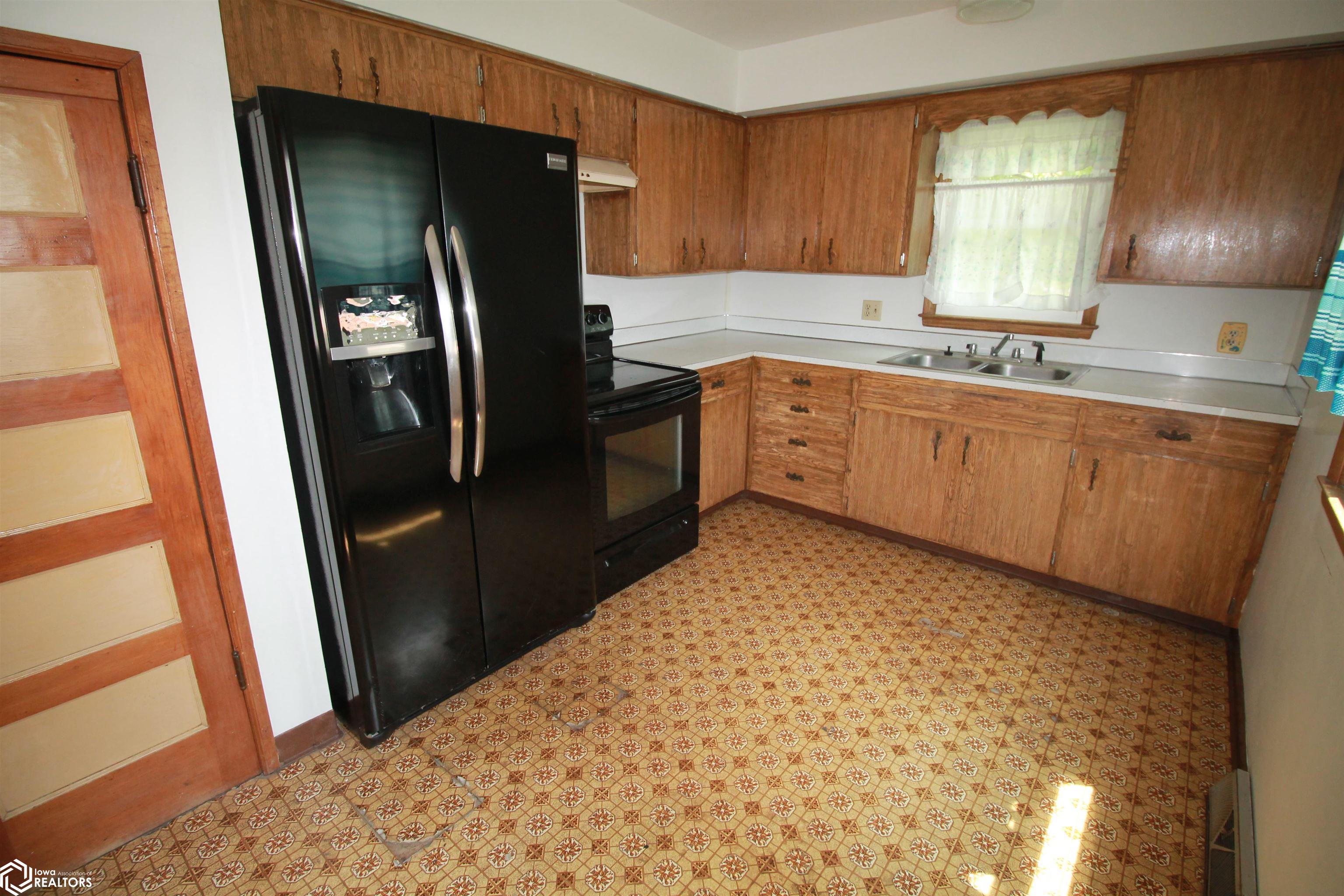 123 N 21st Street, Clarinda, Iowa image 5