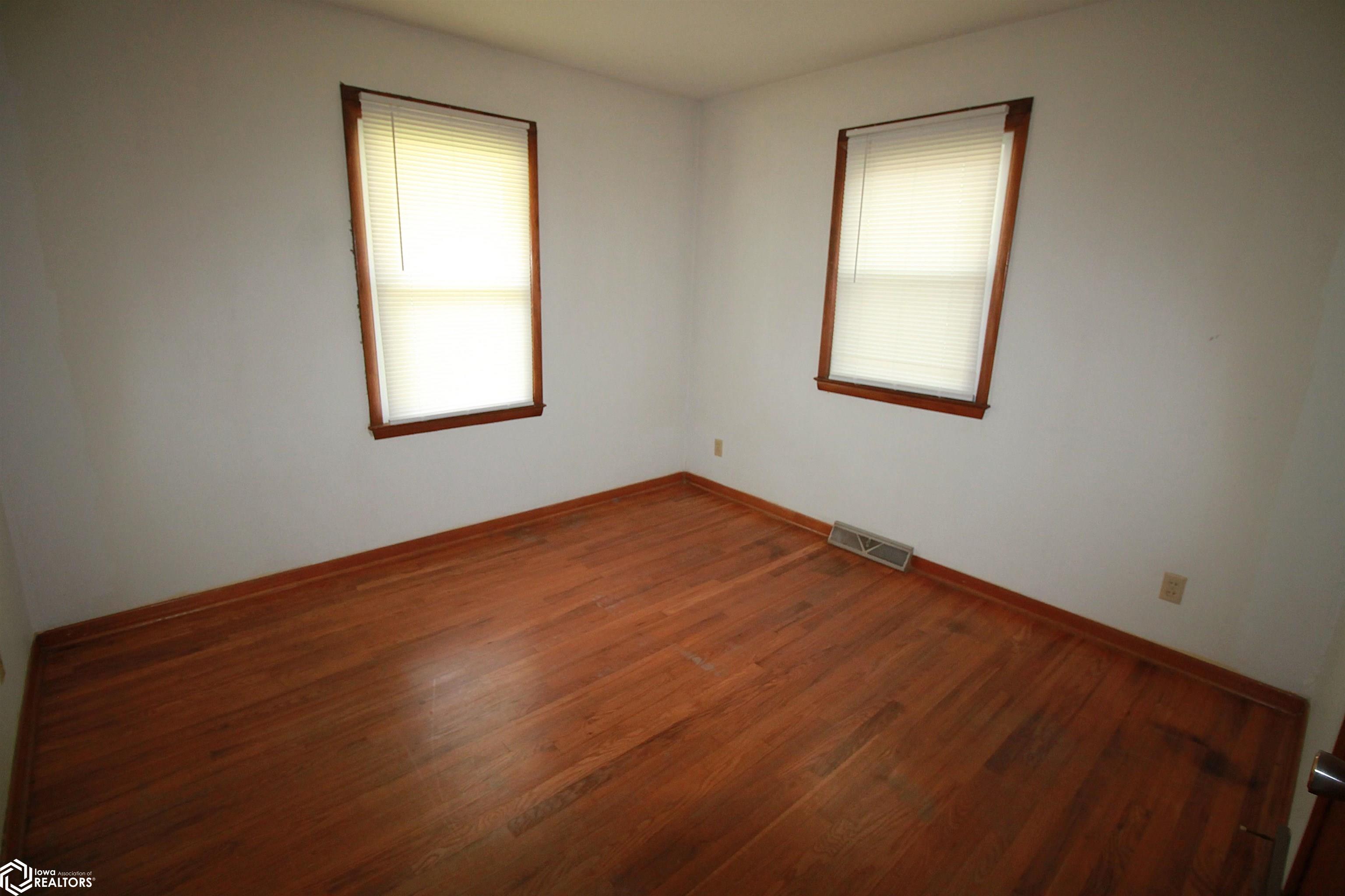 123 N 21st Street, Clarinda, Iowa image 9