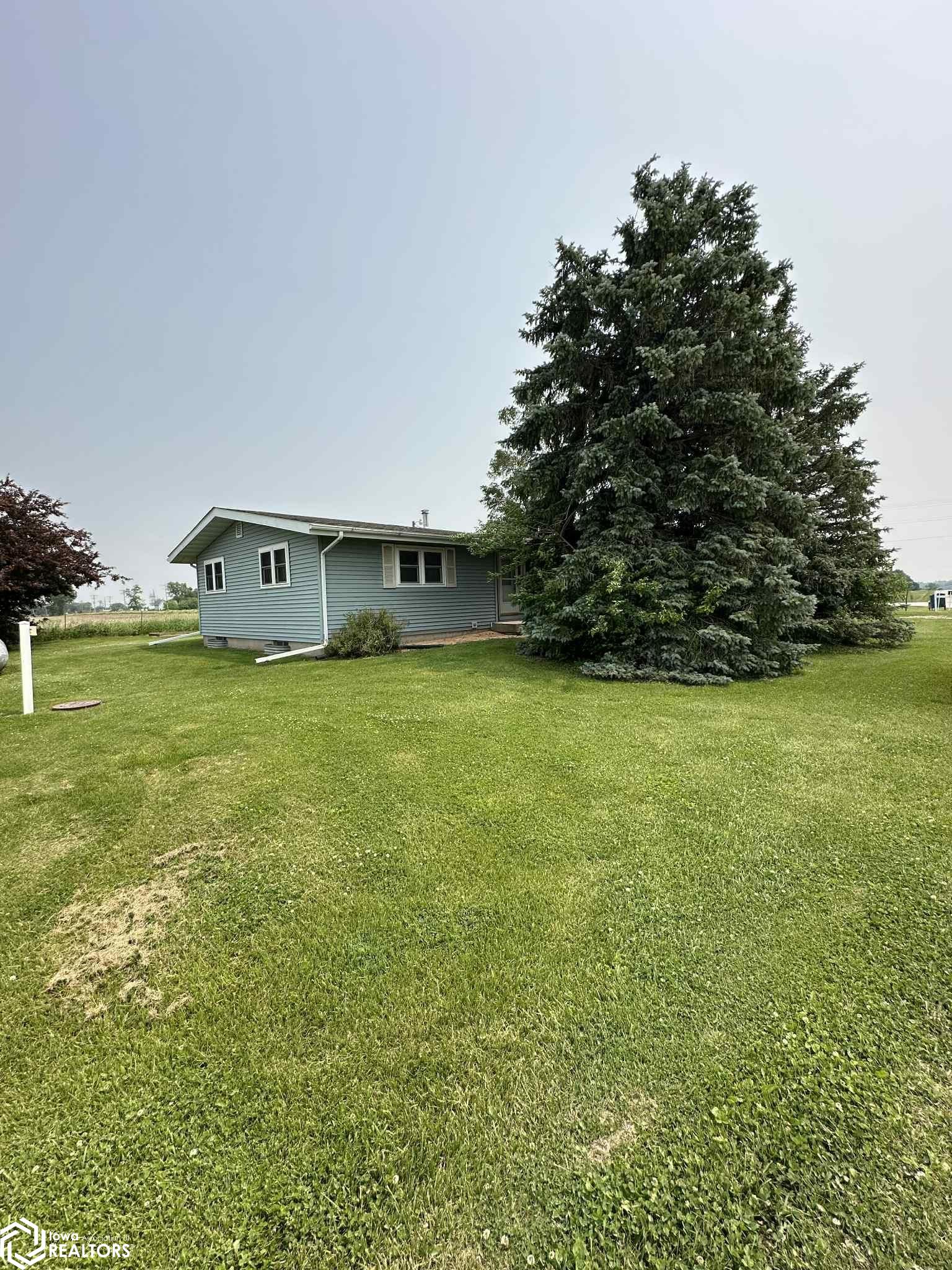 1947 Willow Blvd, Lockridge, Iowa image 1