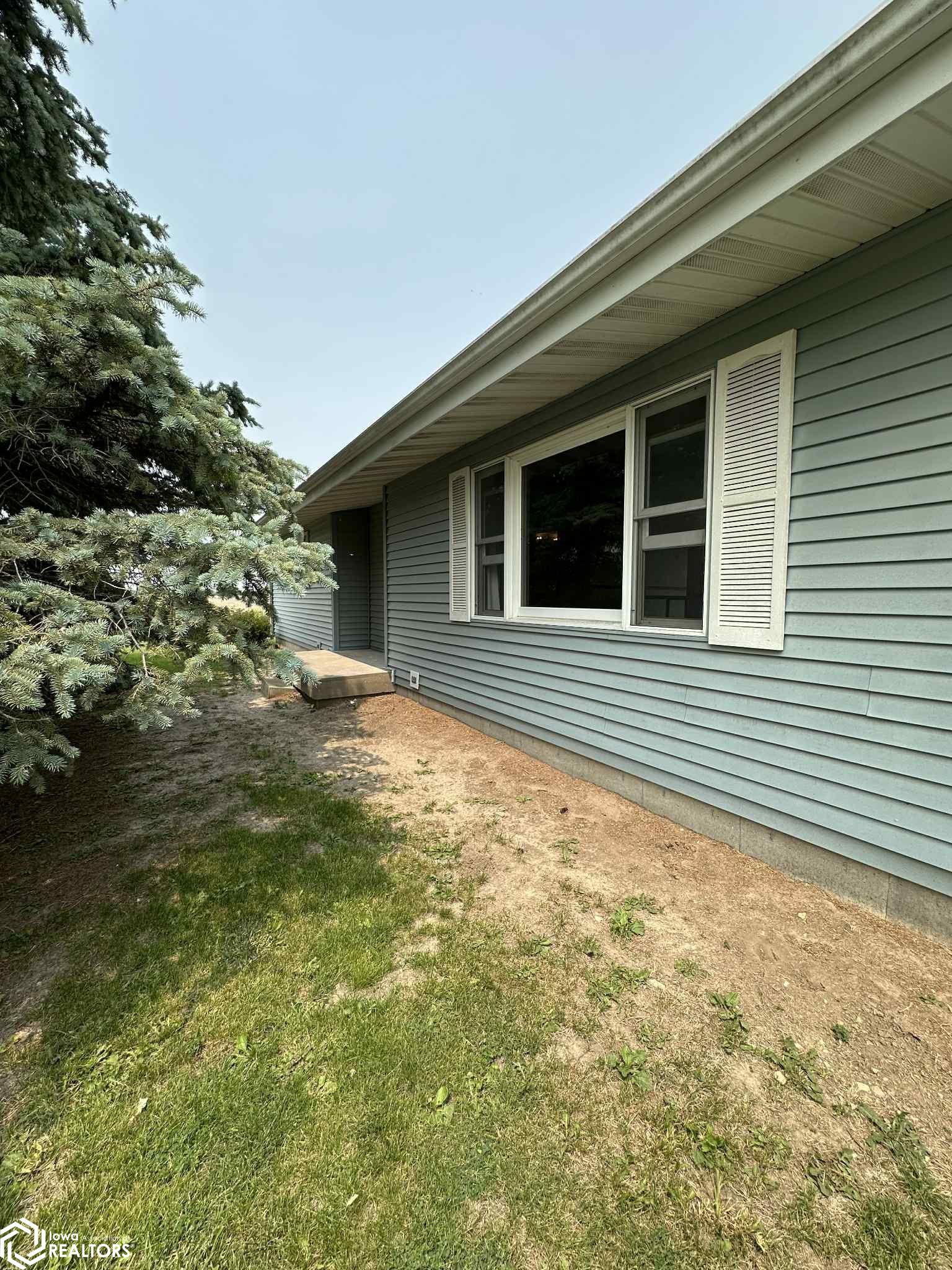 1947 Willow Blvd, Lockridge, Iowa image 3