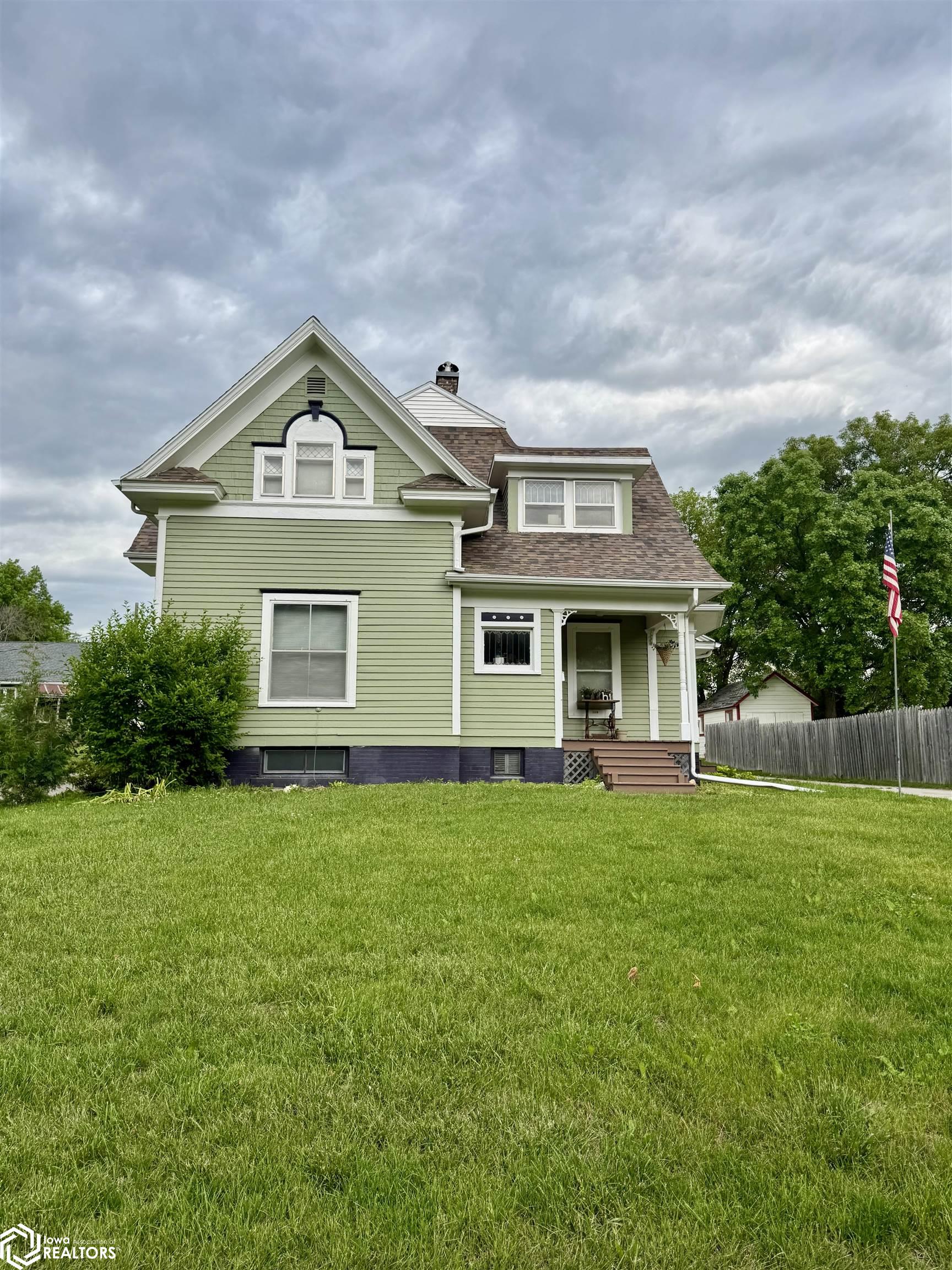 207 North Street, Bedford, Iowa image 36