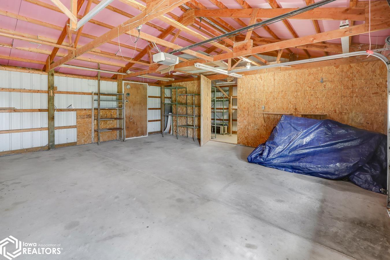 2403 Picard Drive, Tracy, Iowa image 19