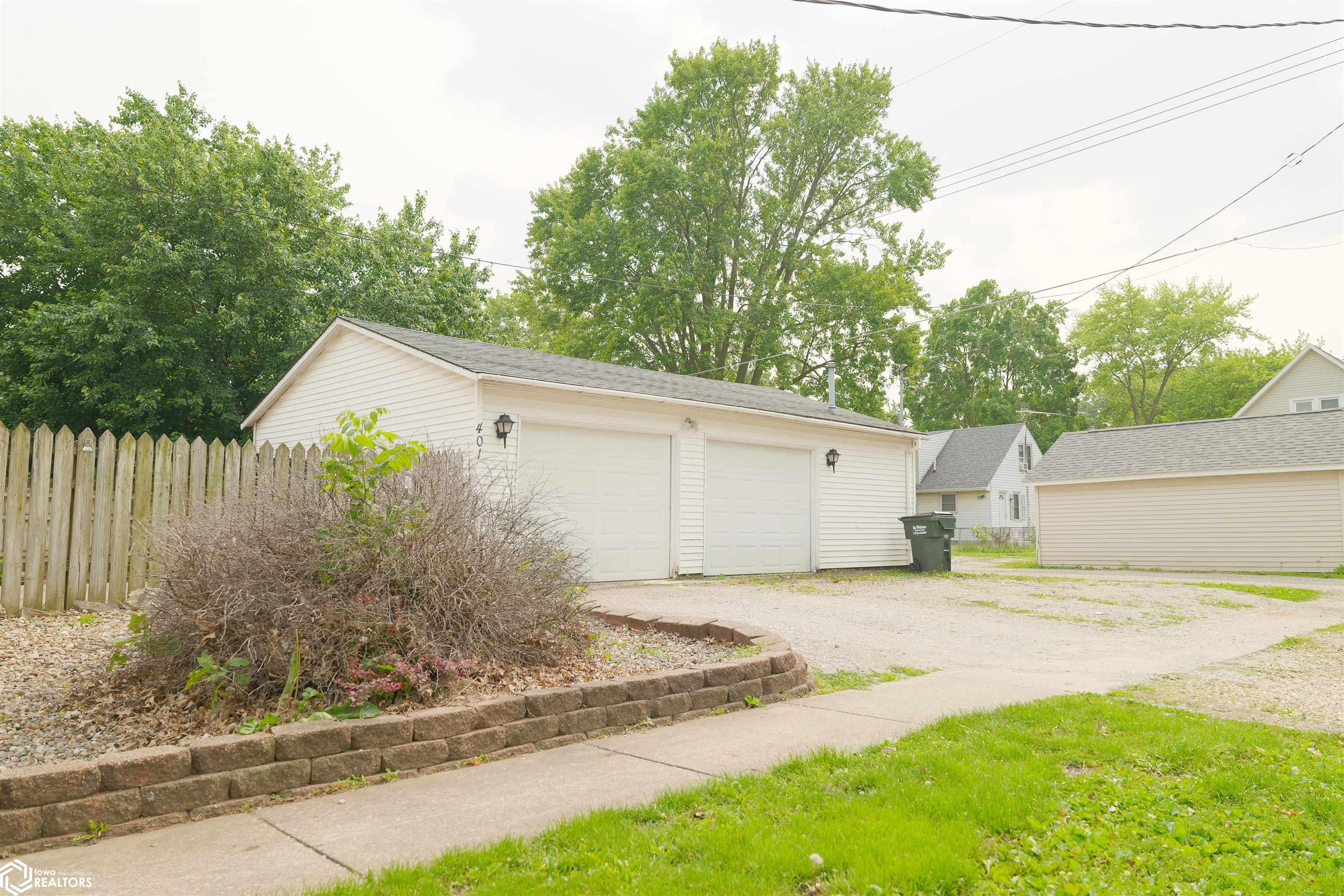 401 Broadway Street, West Burlington, Iowa image 7