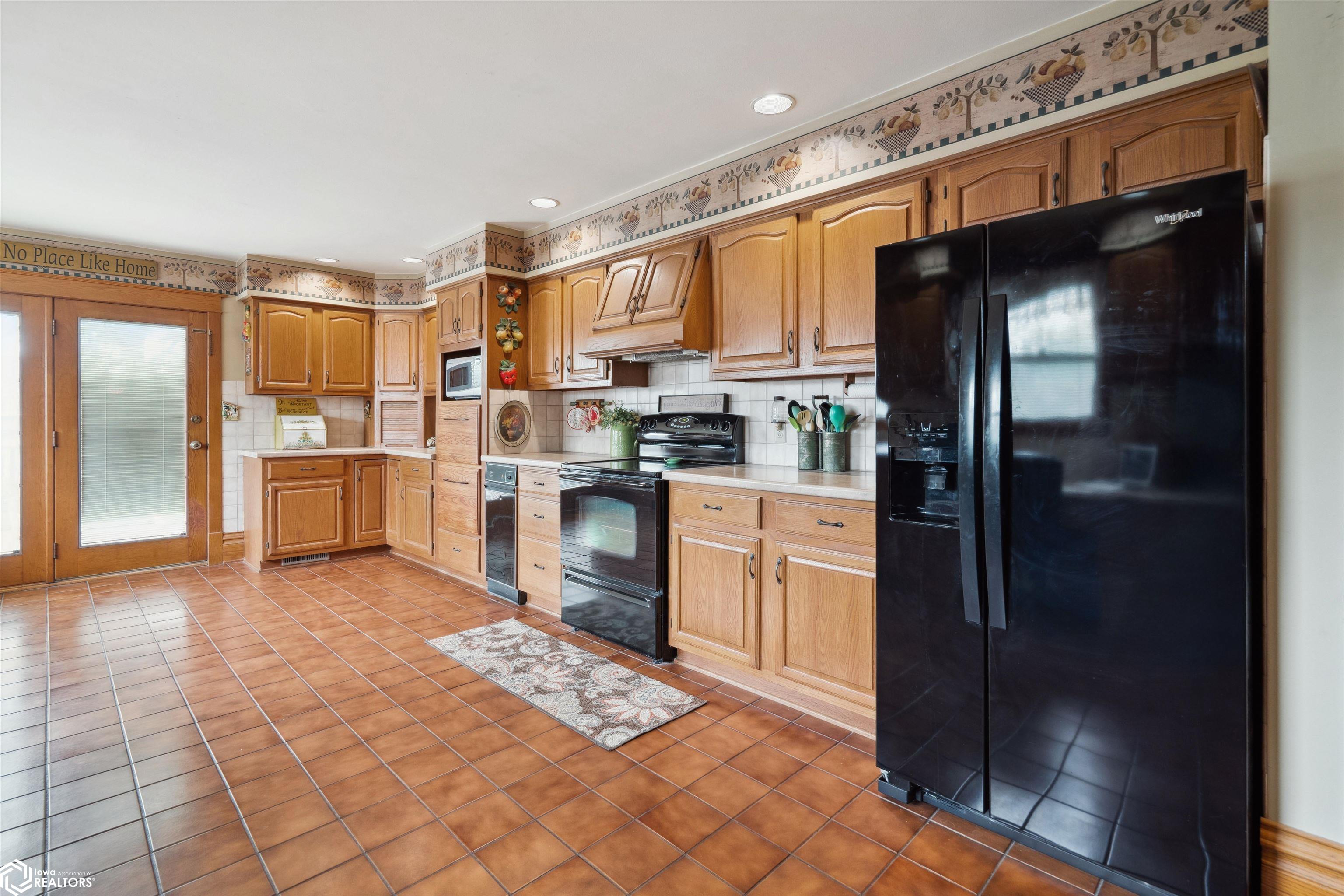 1503 Elm Street, Grinnell, Iowa image 15
