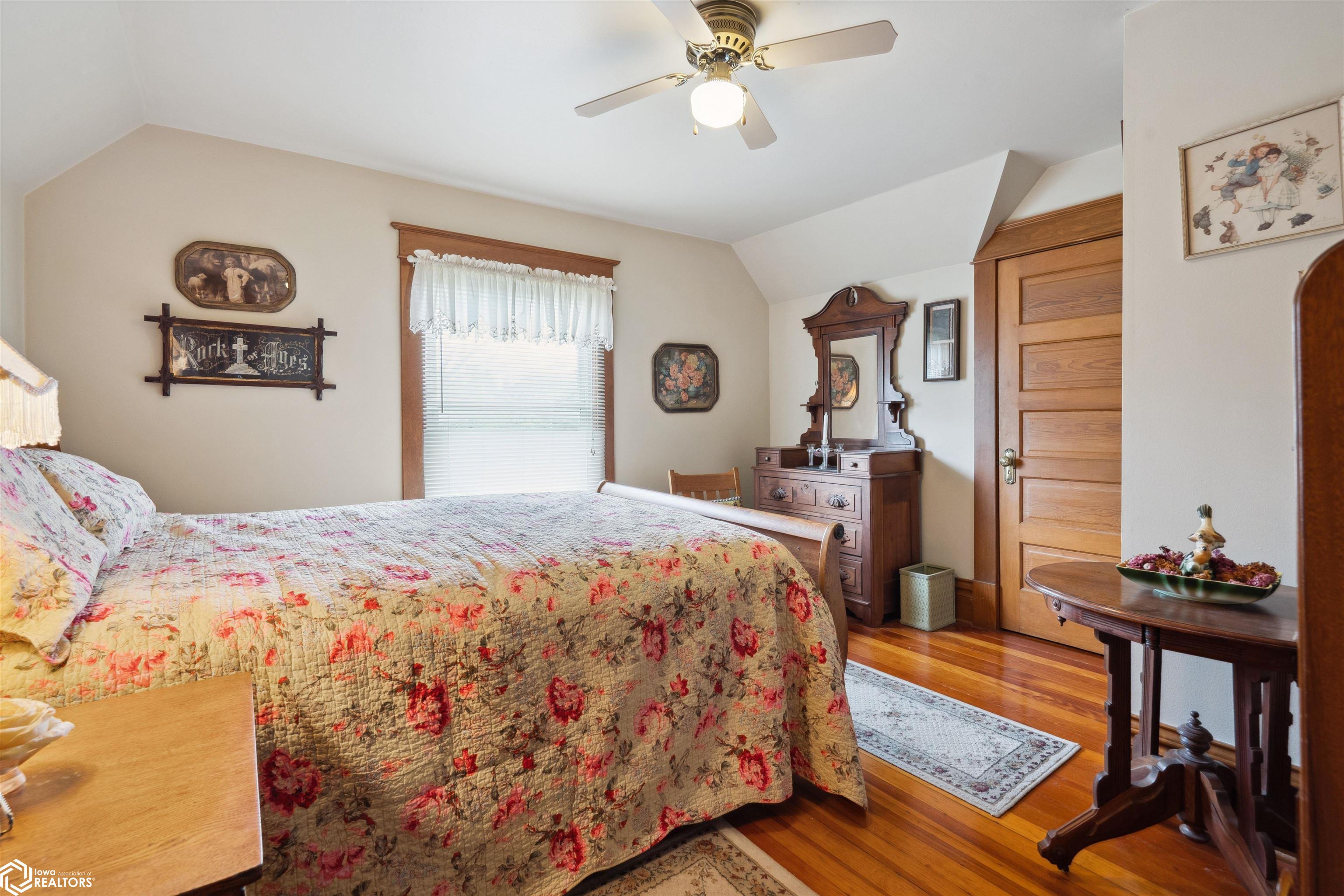 1503 Elm Street, Grinnell, Iowa image 25