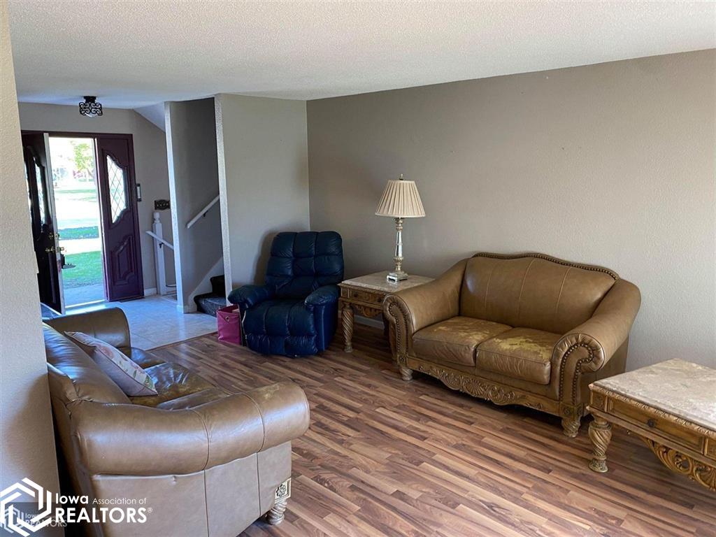 720 Pershing Street, Donnellson, Iowa image 3
