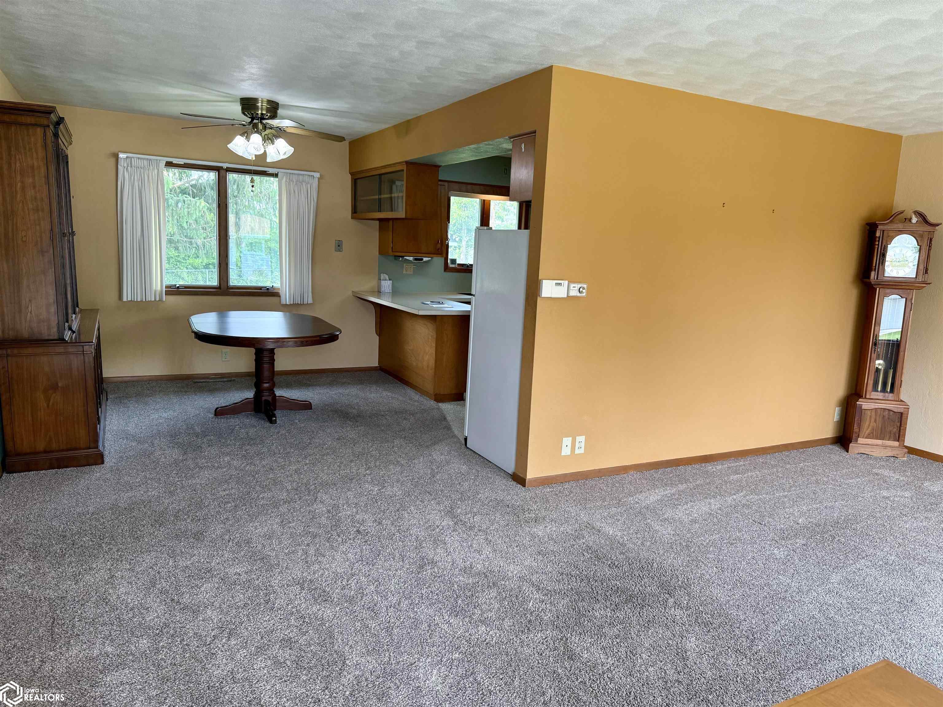 203 Rainbow Drive, Marshalltown, Iowa image 9