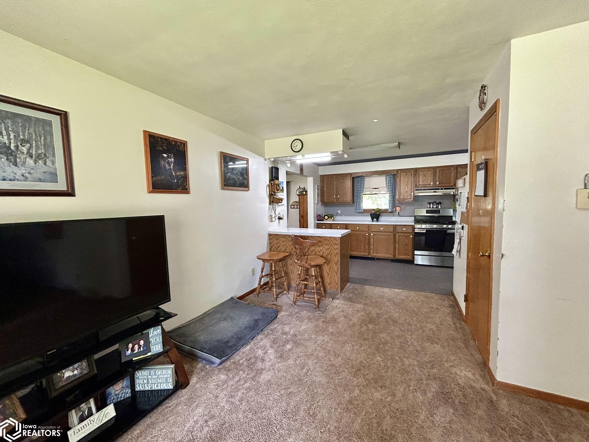 609 Townsend Avenue, Wapello, Iowa image 4