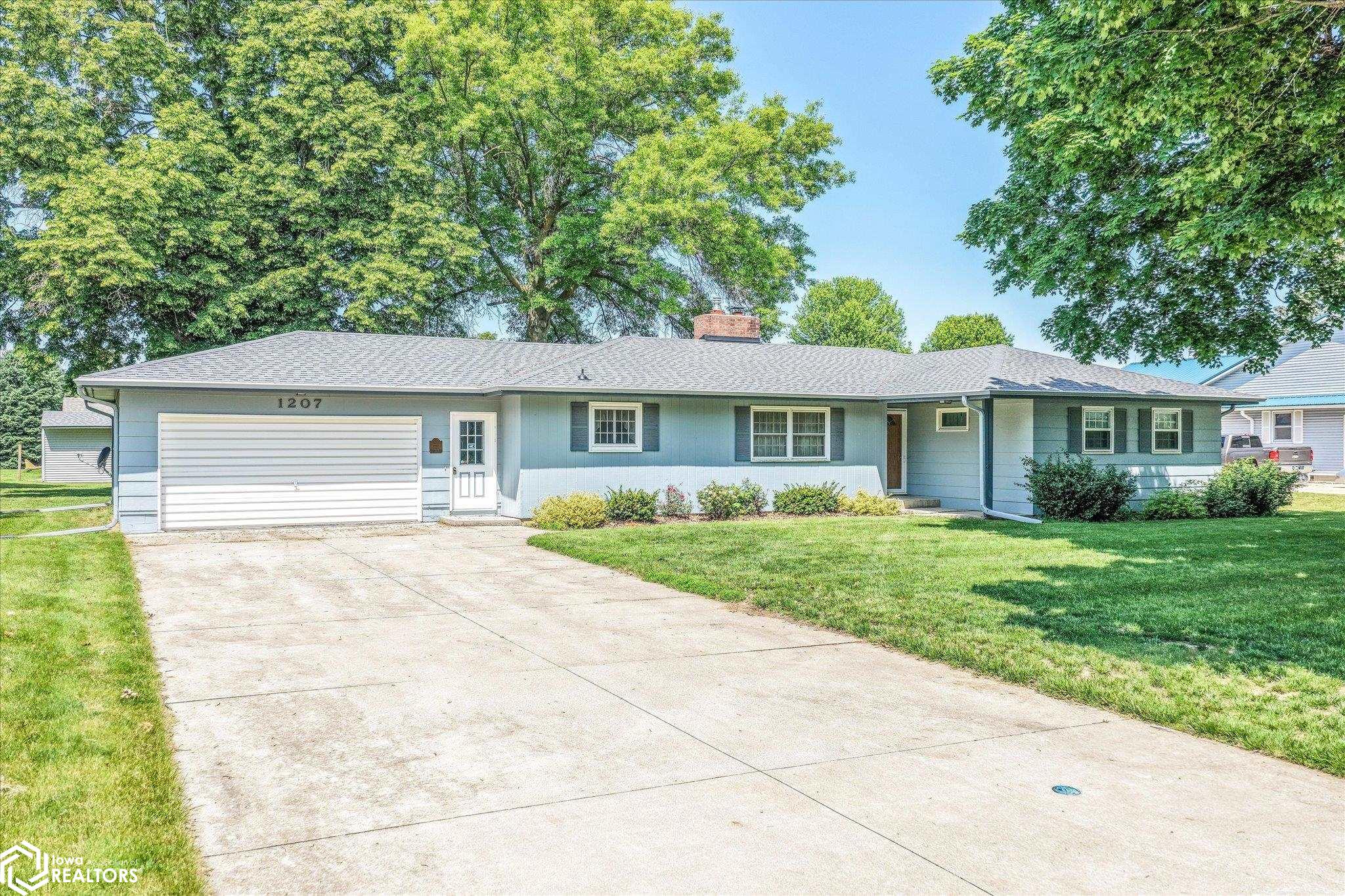1207 Normal Street, Woodbine, Iowa image 1