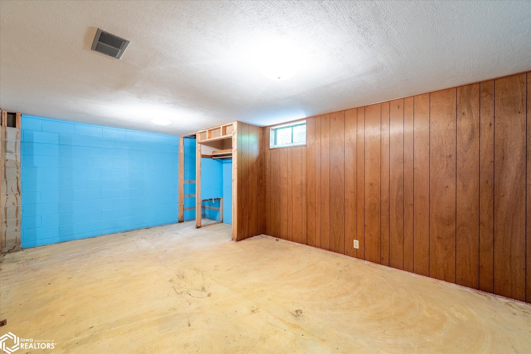 1207 Normal Street, Woodbine, Iowa image 37
