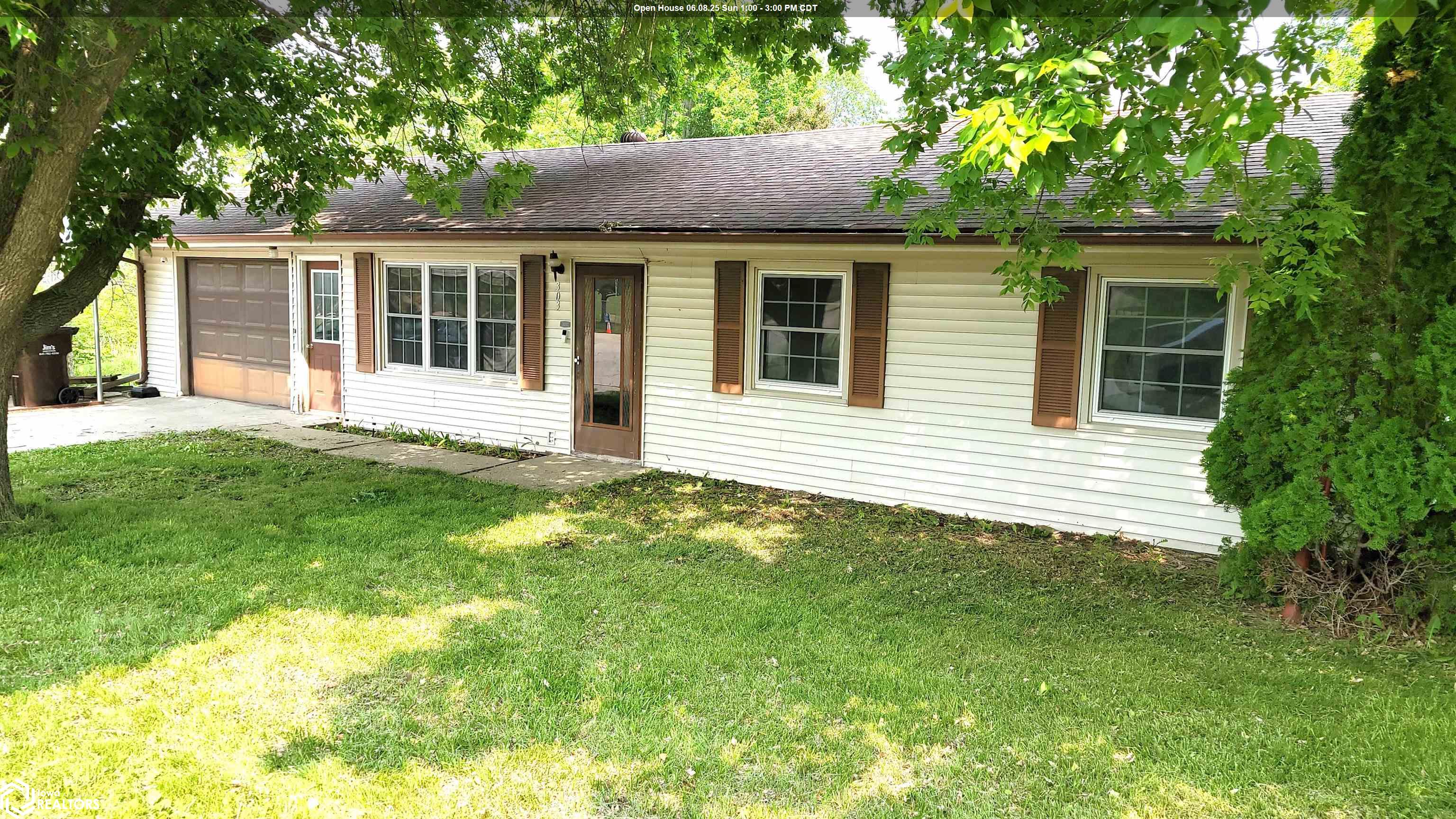 303 S Dewey Street, Osceola, Iowa image 1