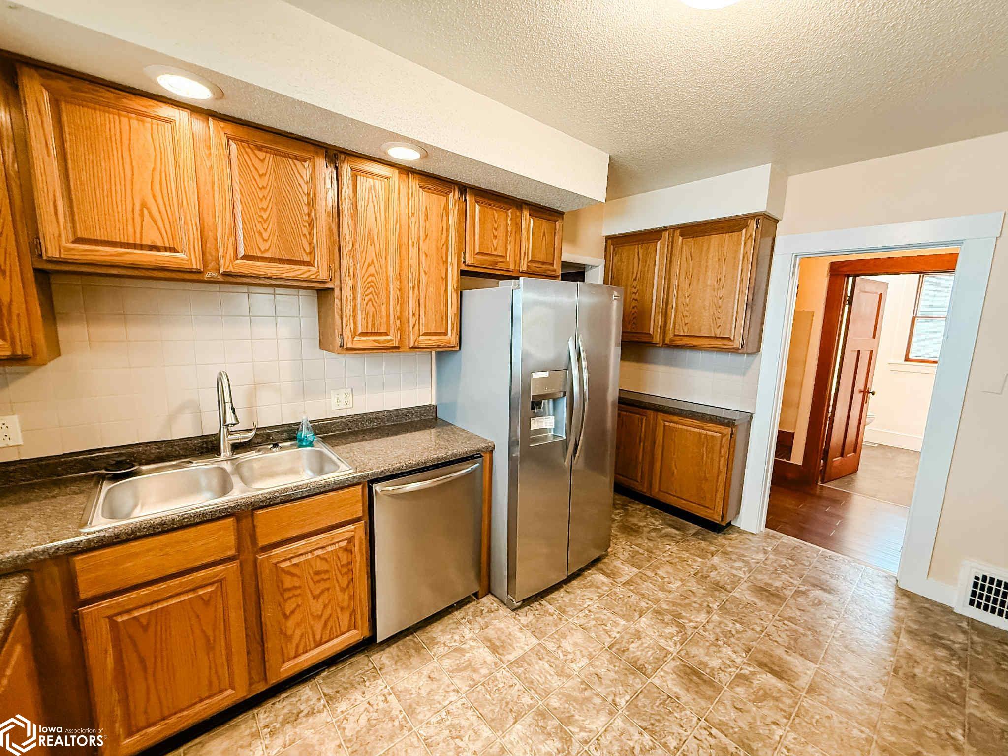 1511 Remey Avenue, Burlington, Iowa image 6