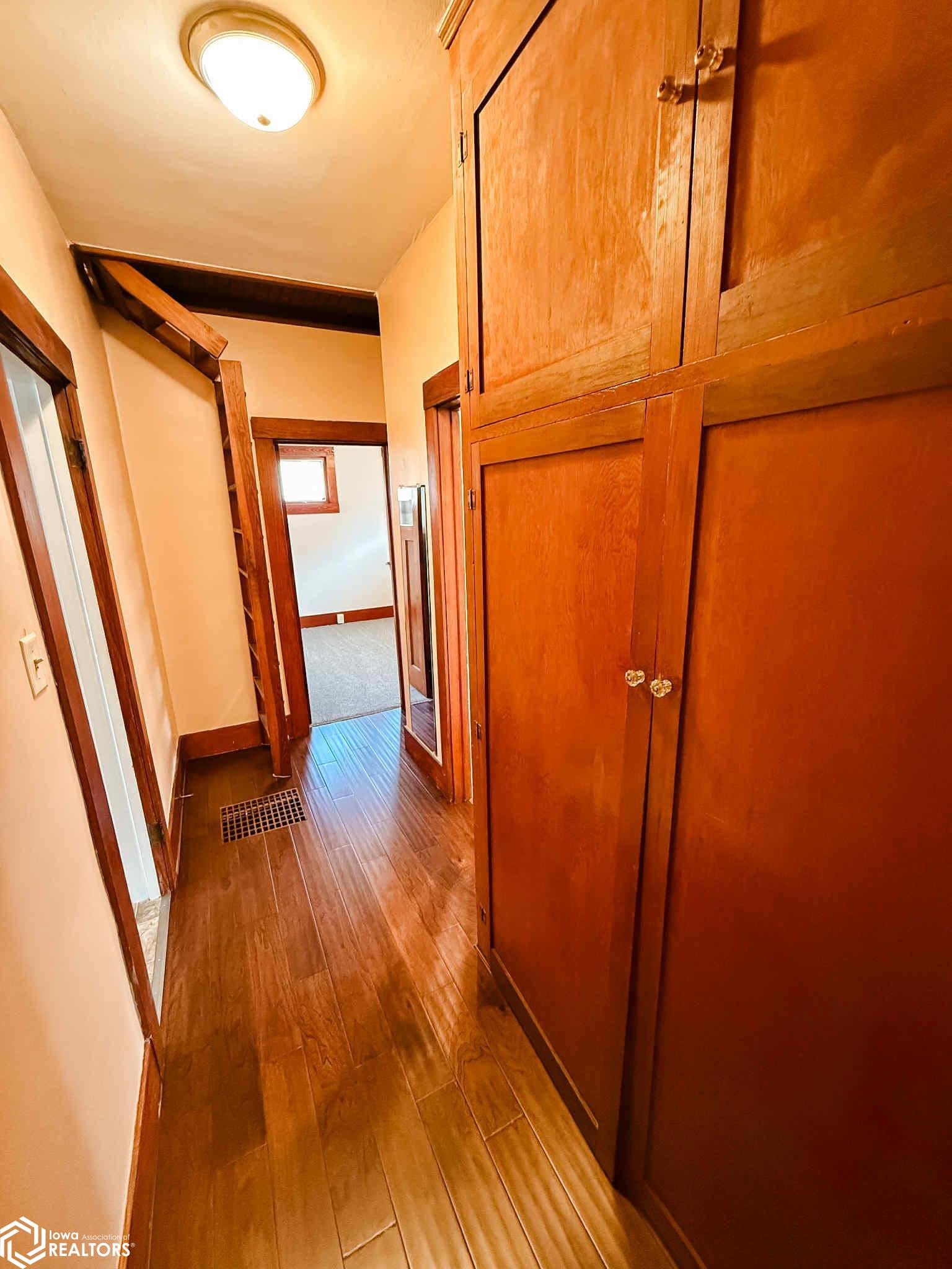 1511 Remey Avenue, Burlington, Iowa image 8