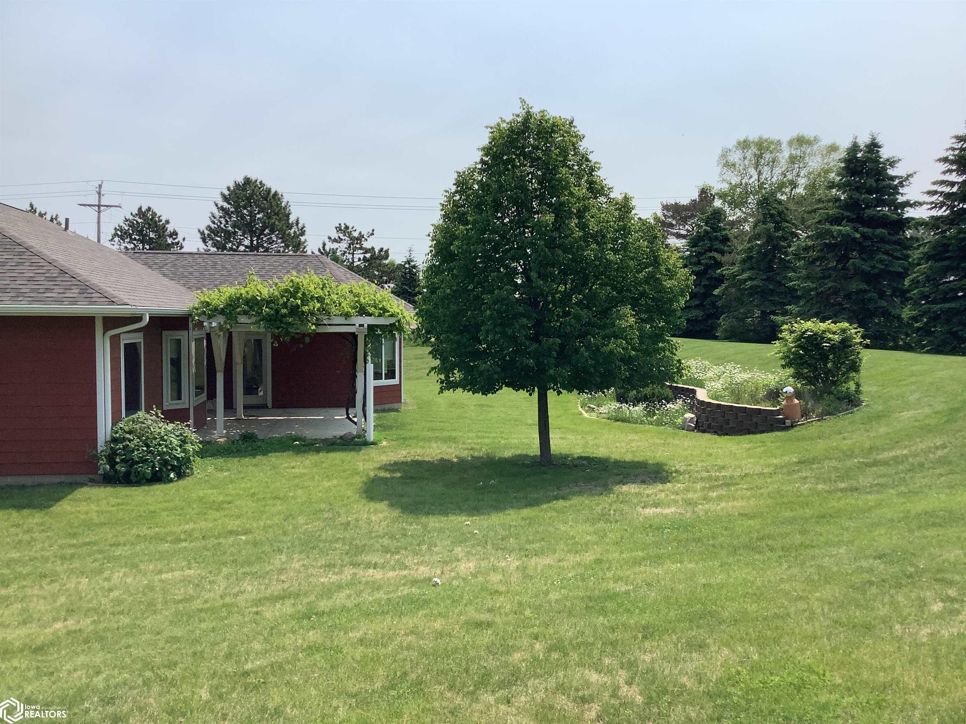 1405 3rd Street, Hampton, Iowa image 5