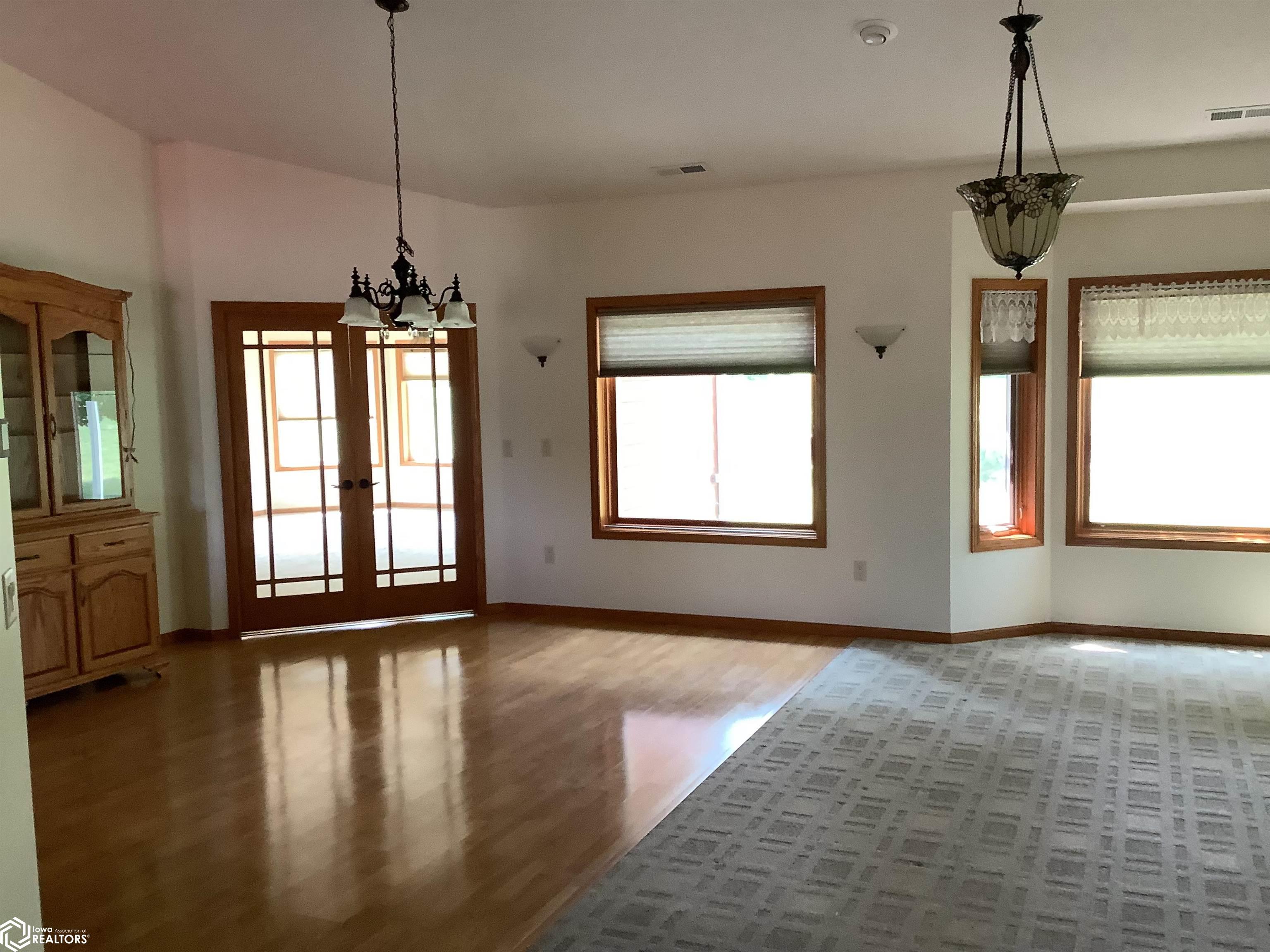1405 3rd Street, Hampton, Iowa image 6