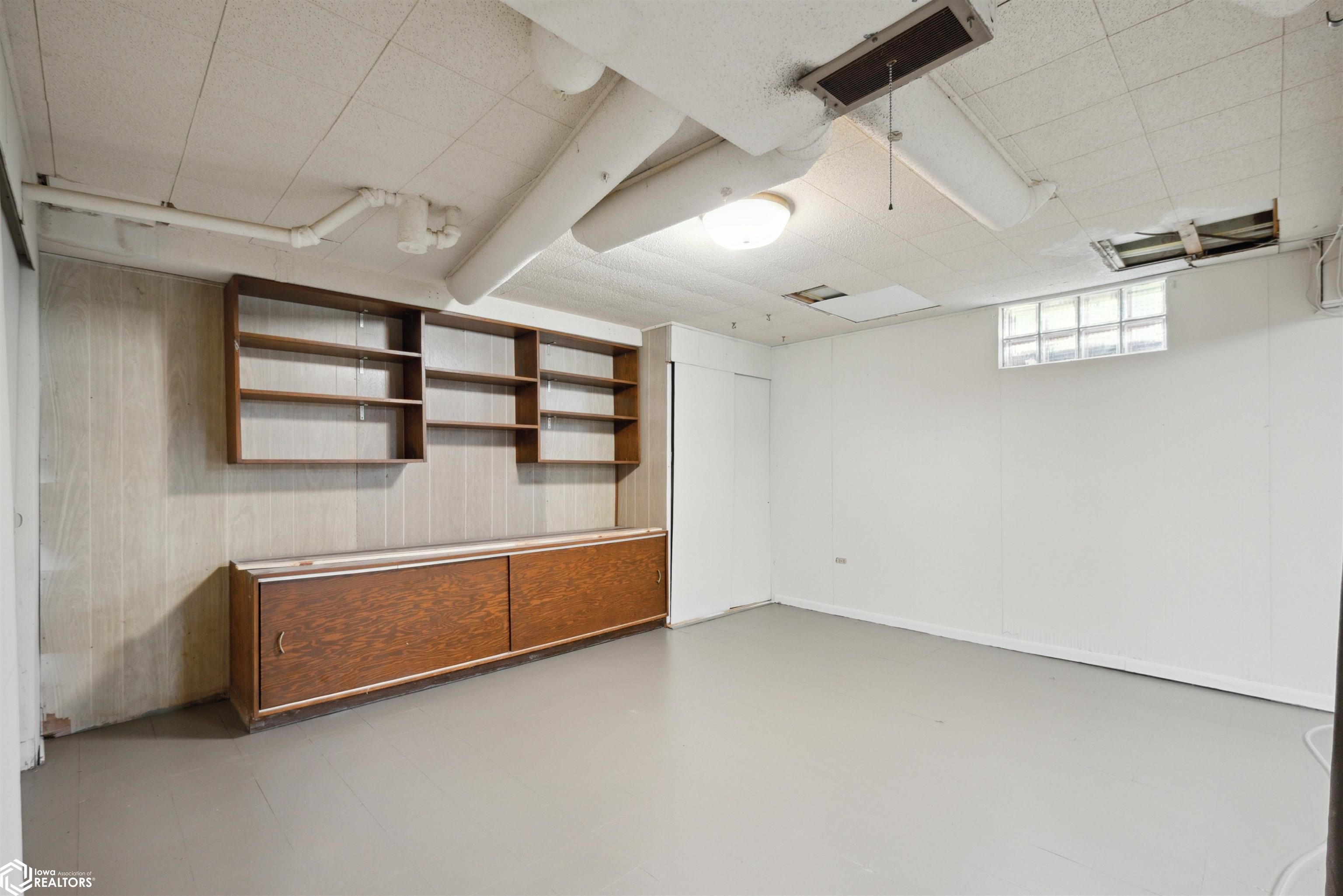 805 E Anson Street, Marshalltown, Iowa image 22