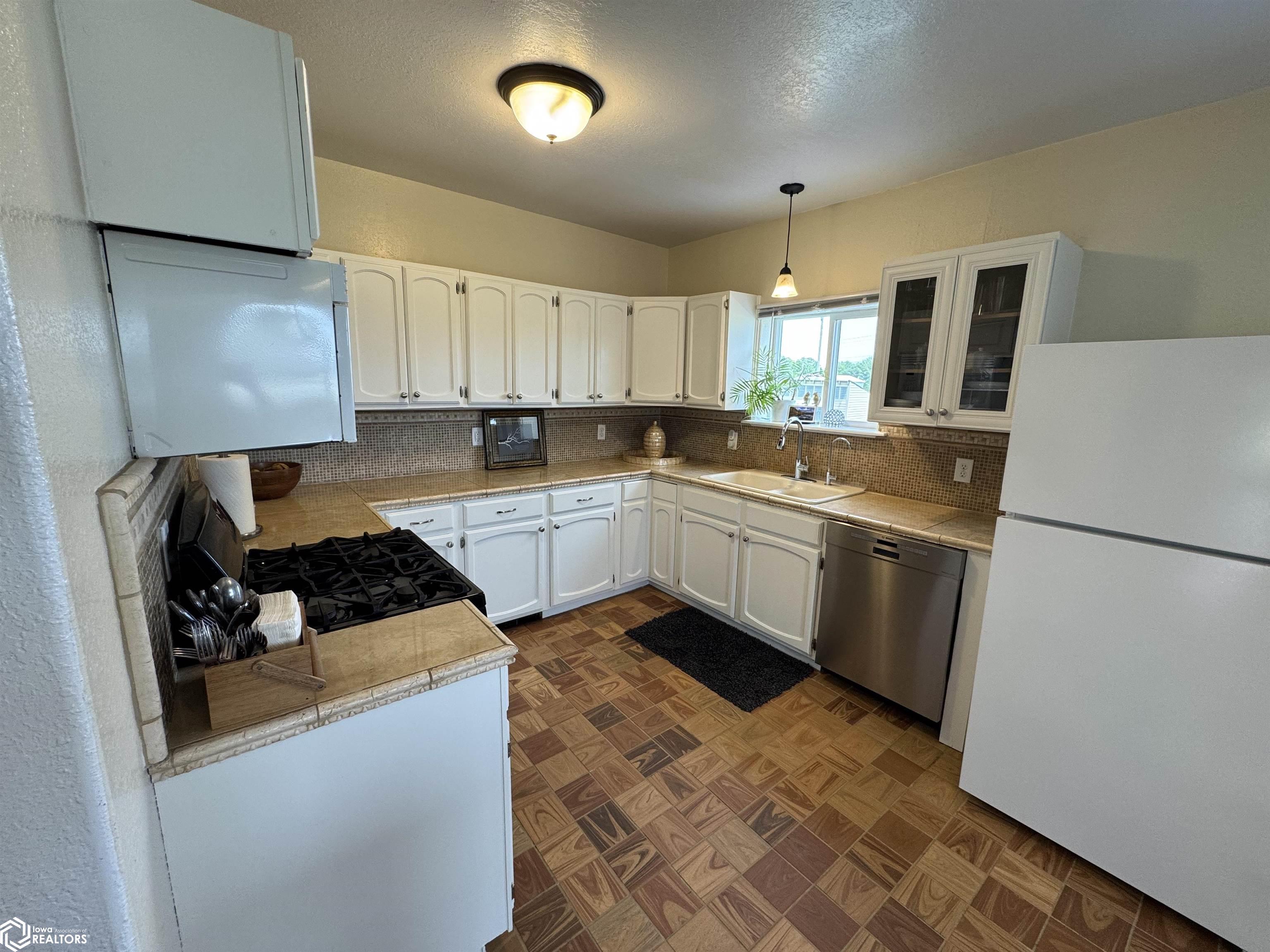 1121 N 18th Street, Centerville, Iowa image 12