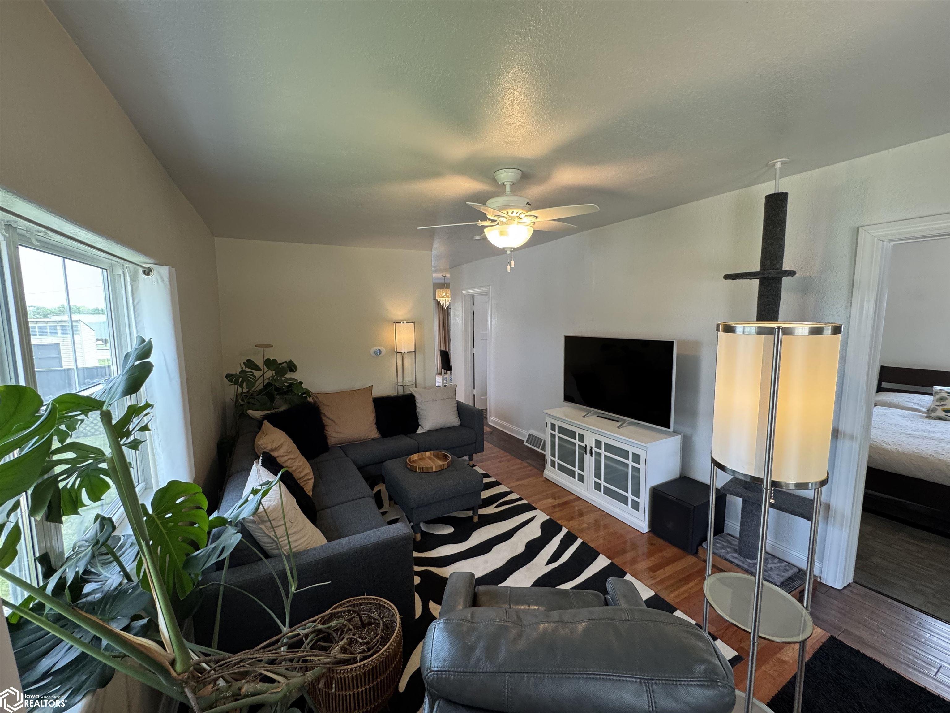 1121 N 18th Street, Centerville, Iowa image 6