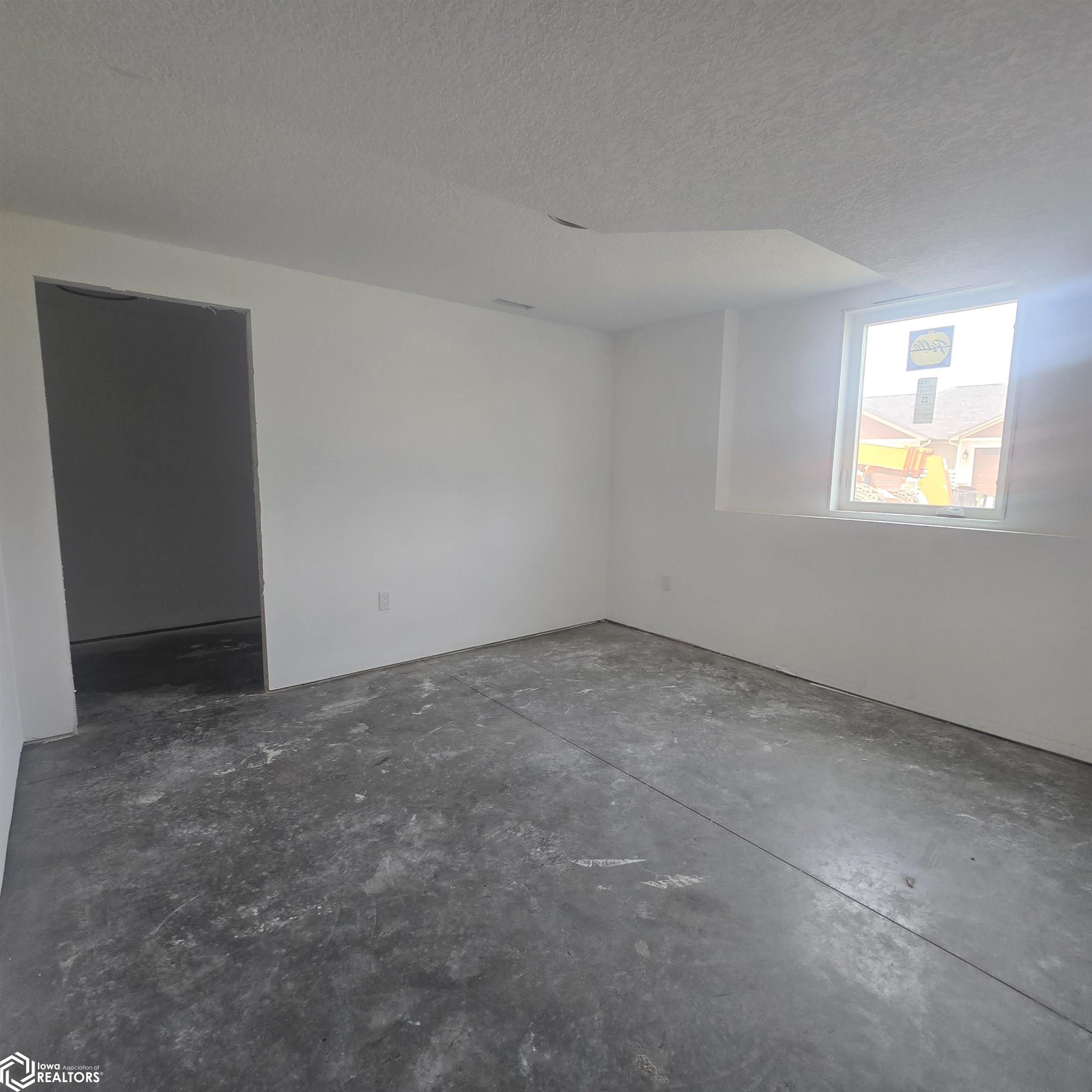 505 18th Avenue, Oskaloosa, Iowa image 12
