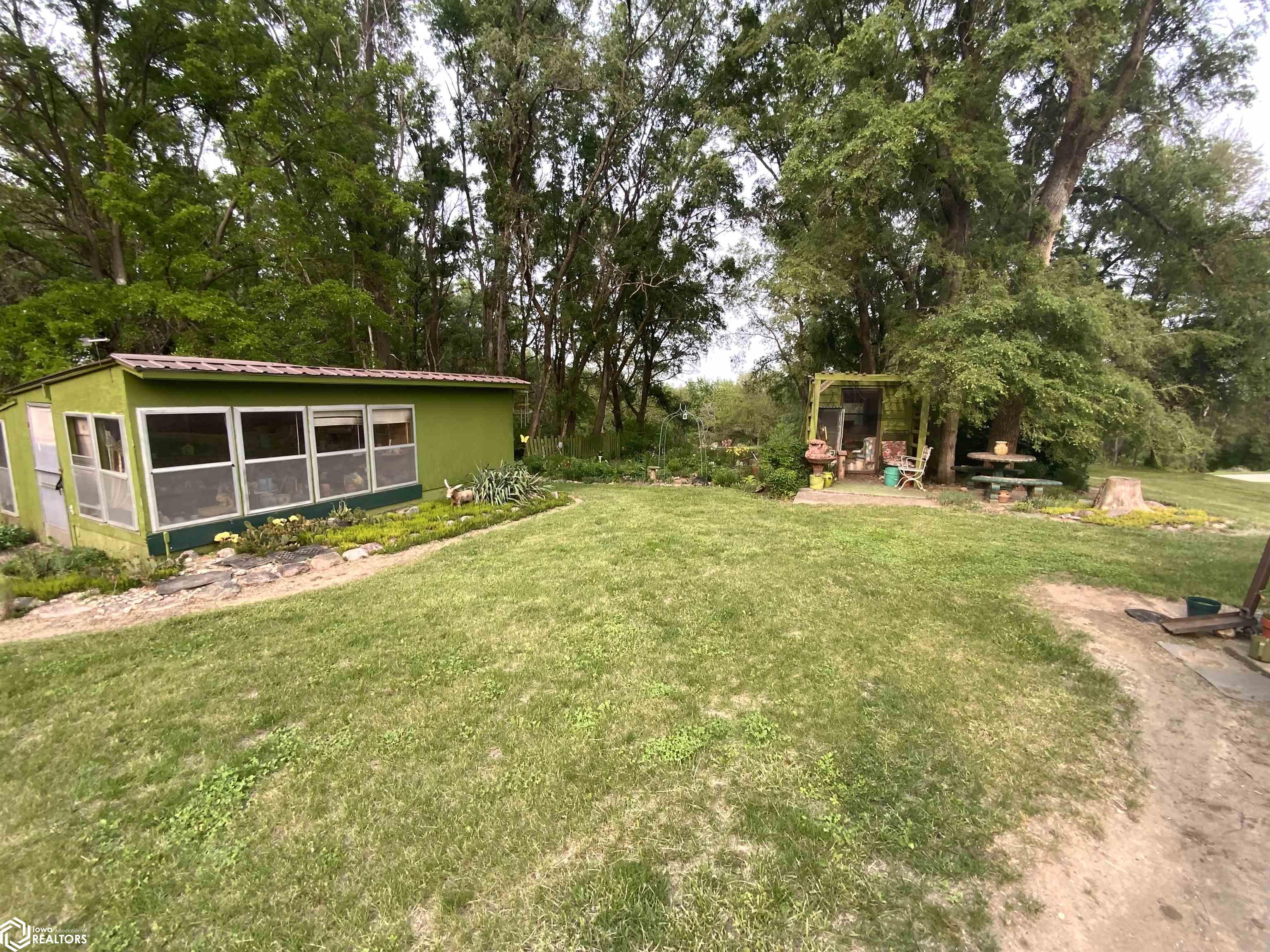 324 Nassau Street, Deloit, Iowa image 6