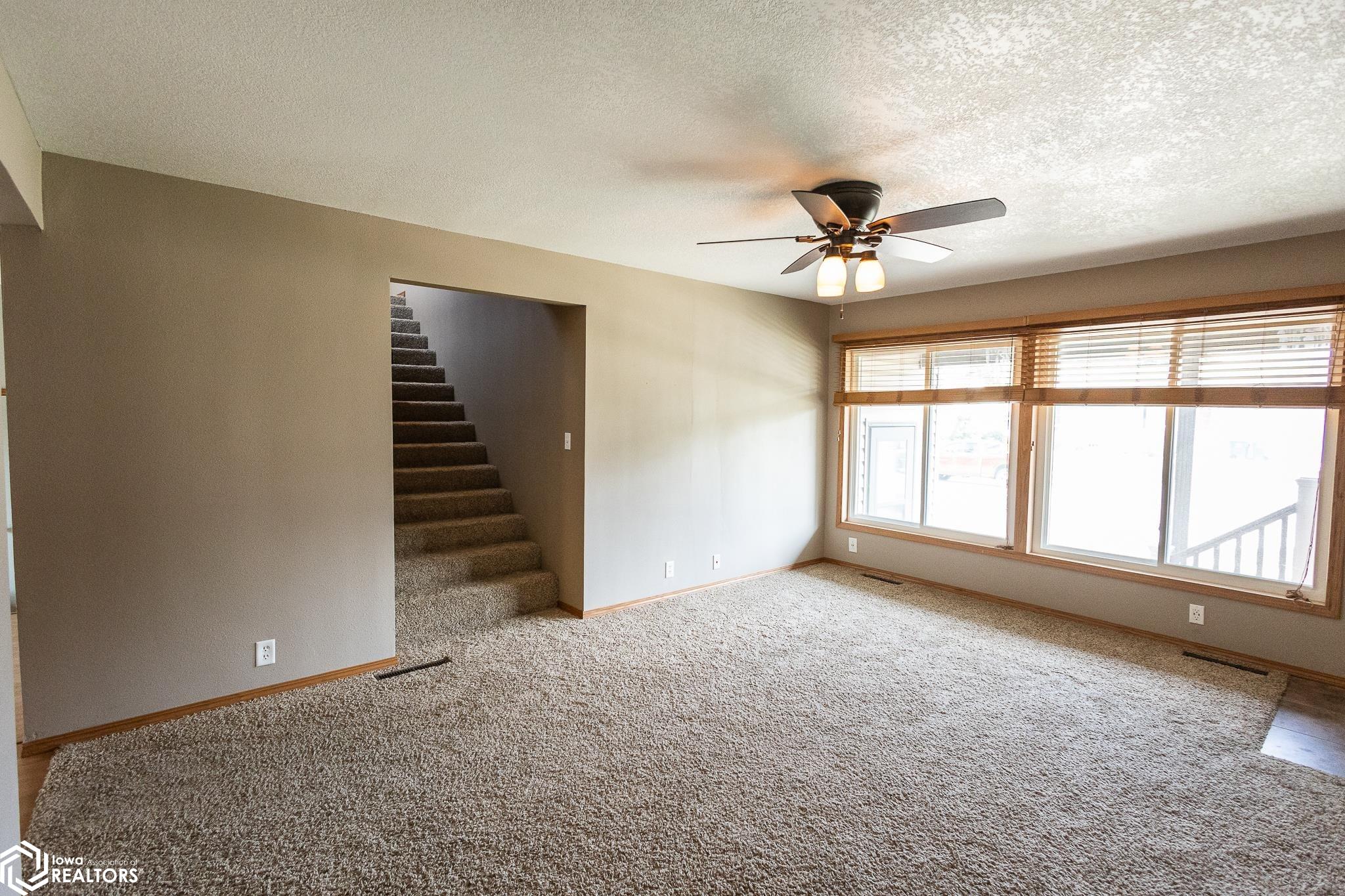 785 W 5th St, Garner, Iowa image 13
