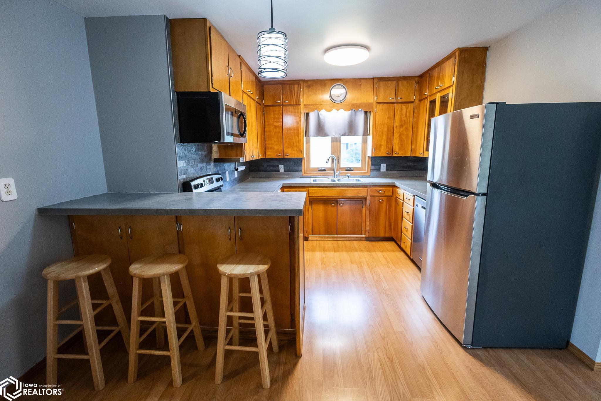 785 W 5th St, Garner, Iowa image 17