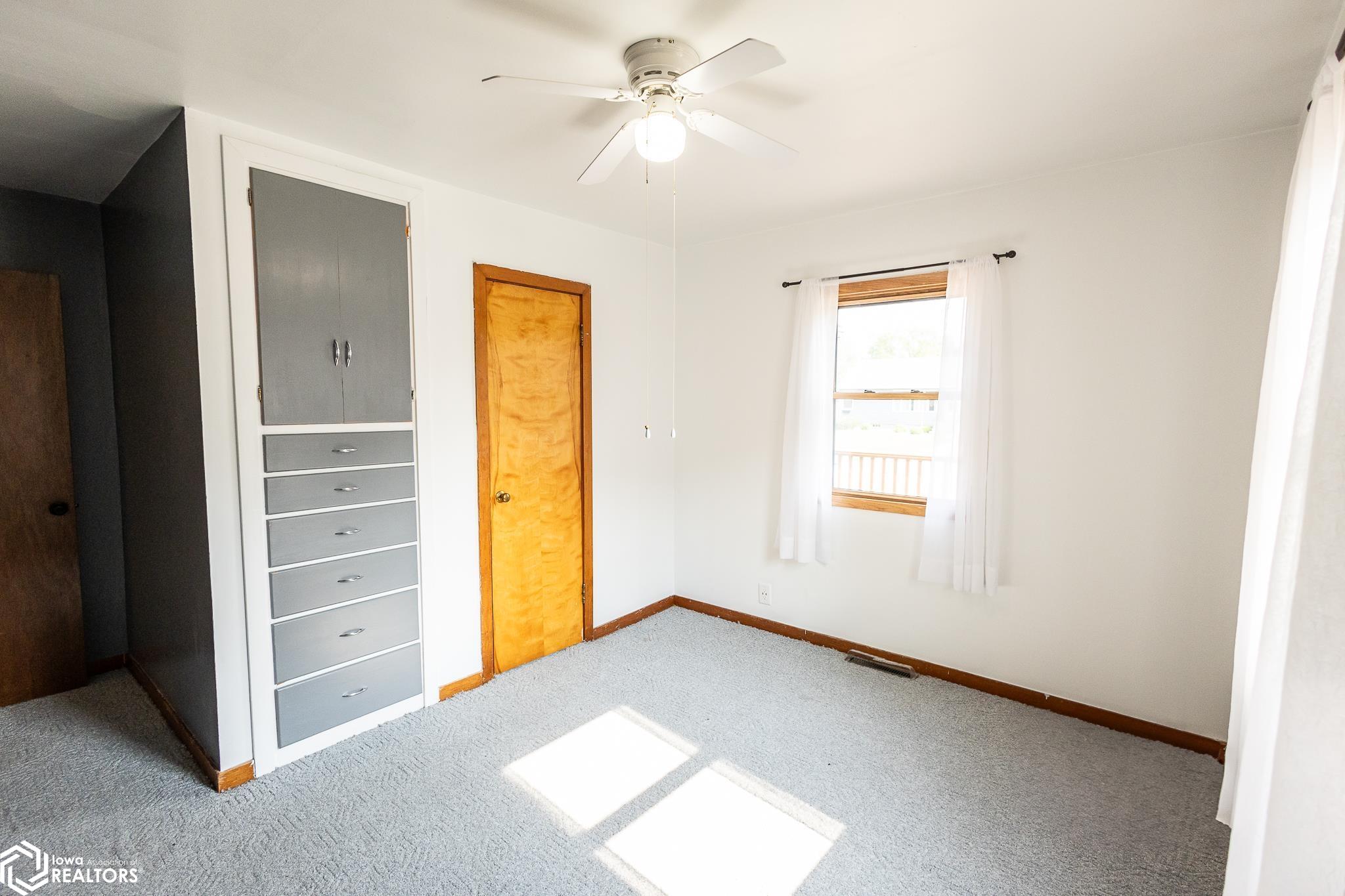785 W 5th St, Garner, Iowa image 30