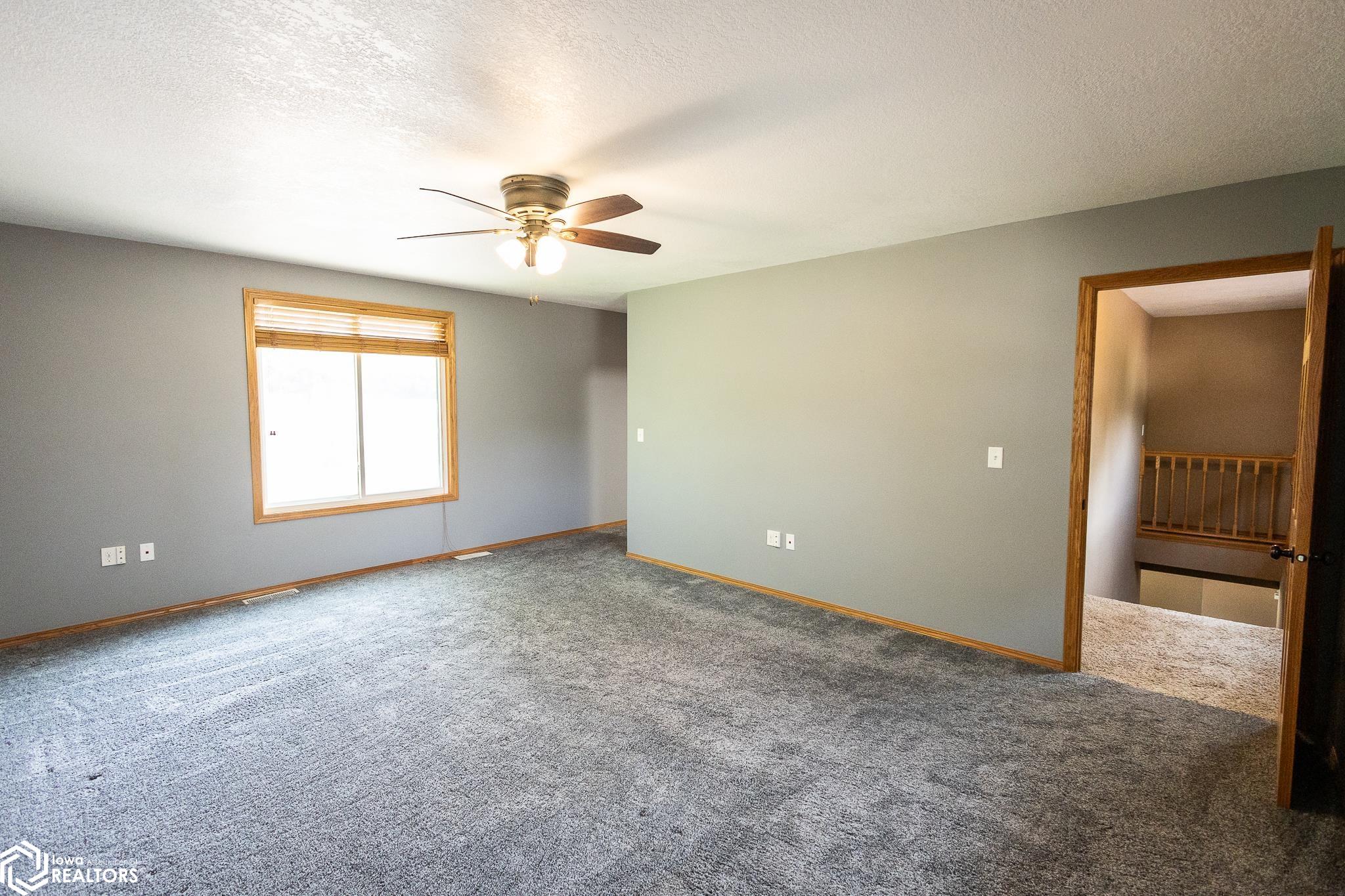 785 W 5th St, Garner, Iowa image 34
